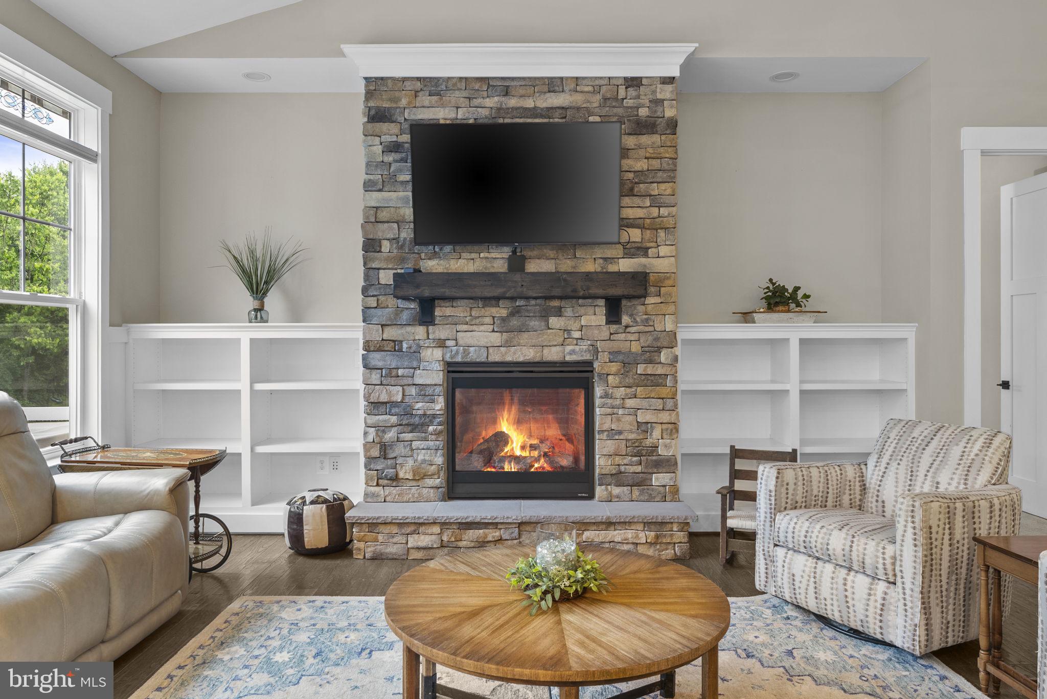 BROOKSIDE - Residential