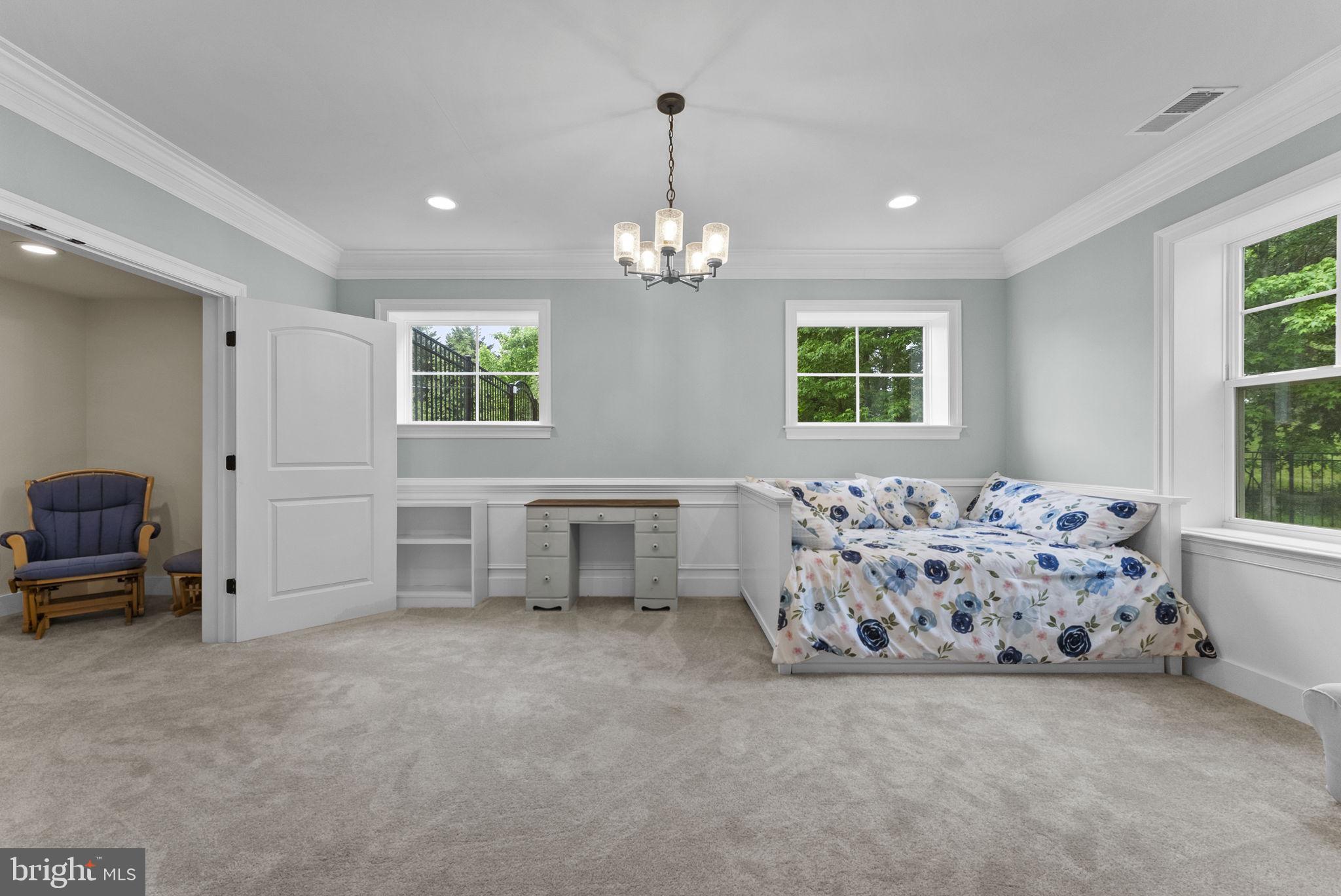 BROOKSIDE - Residential