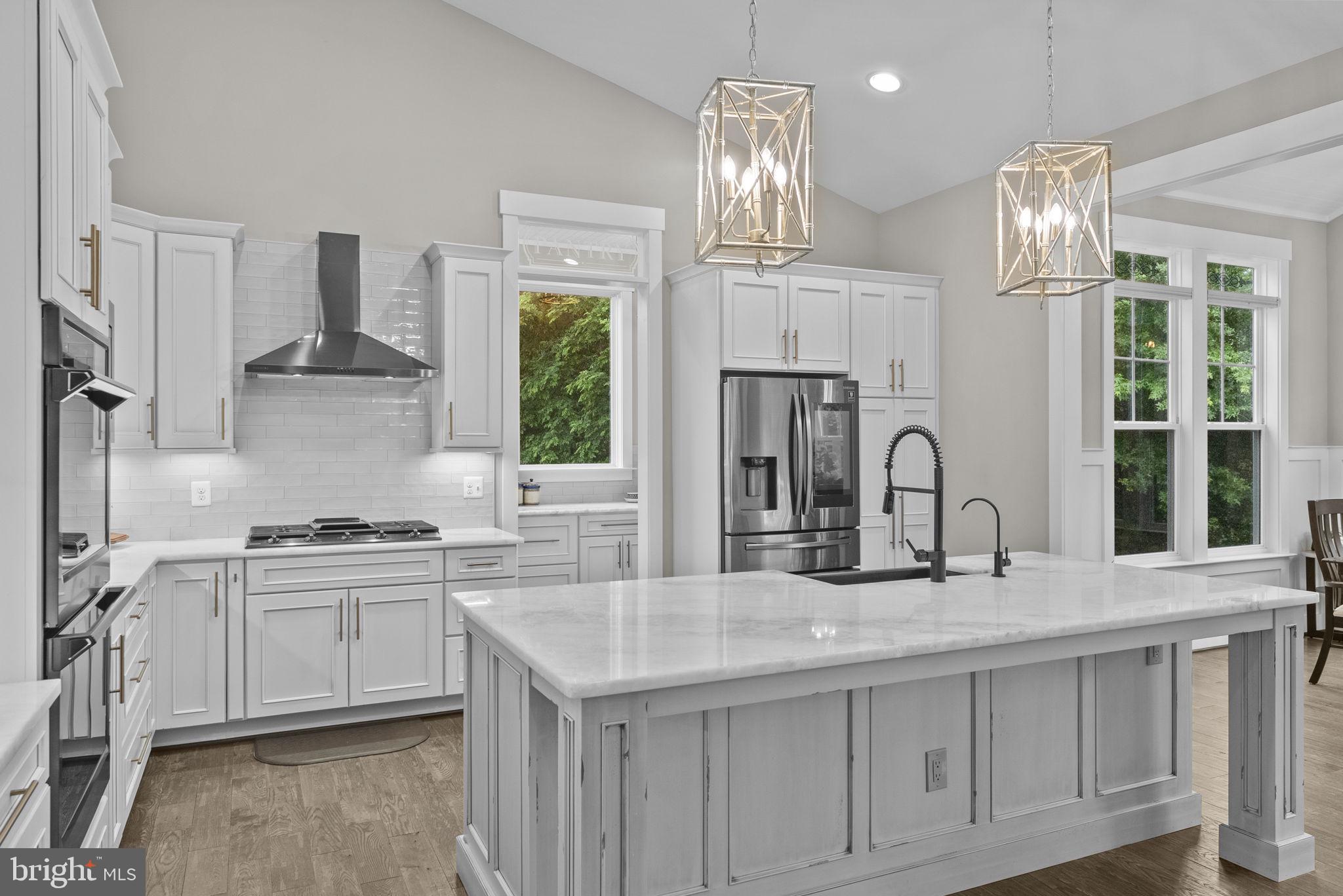 BROOKSIDE - Residential