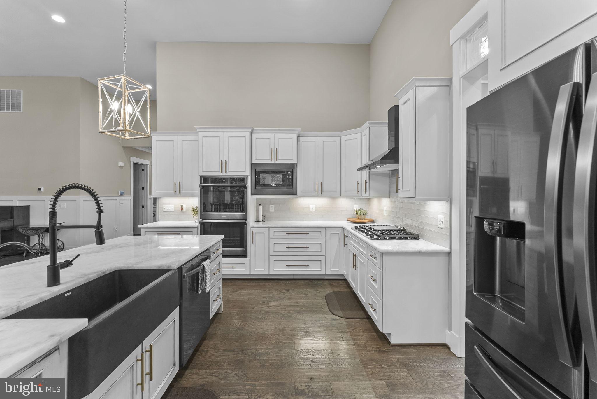 BROOKSIDE - Residential