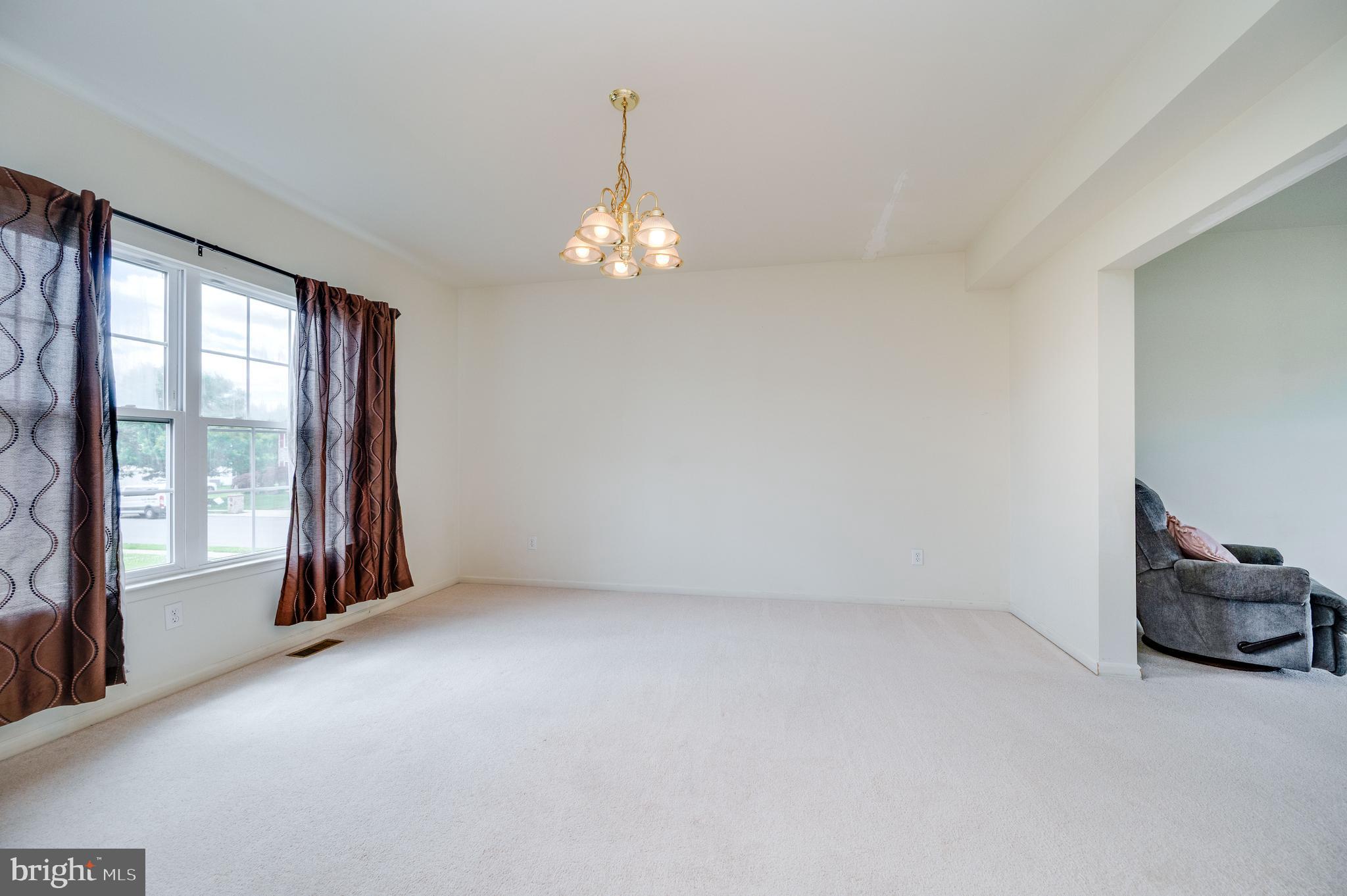 MEADOWBROOK - Residential