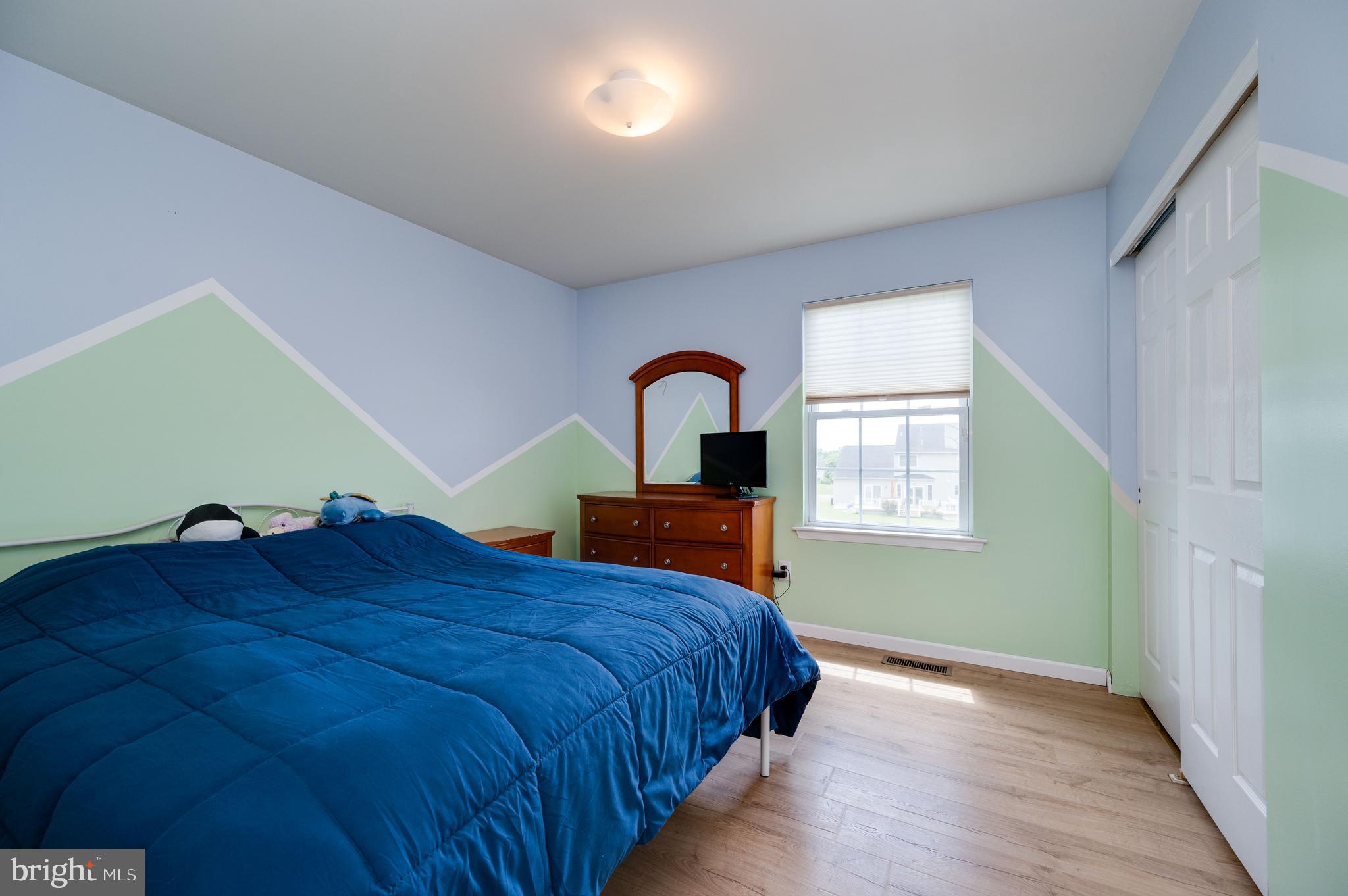 MEADOWBROOK - Residential