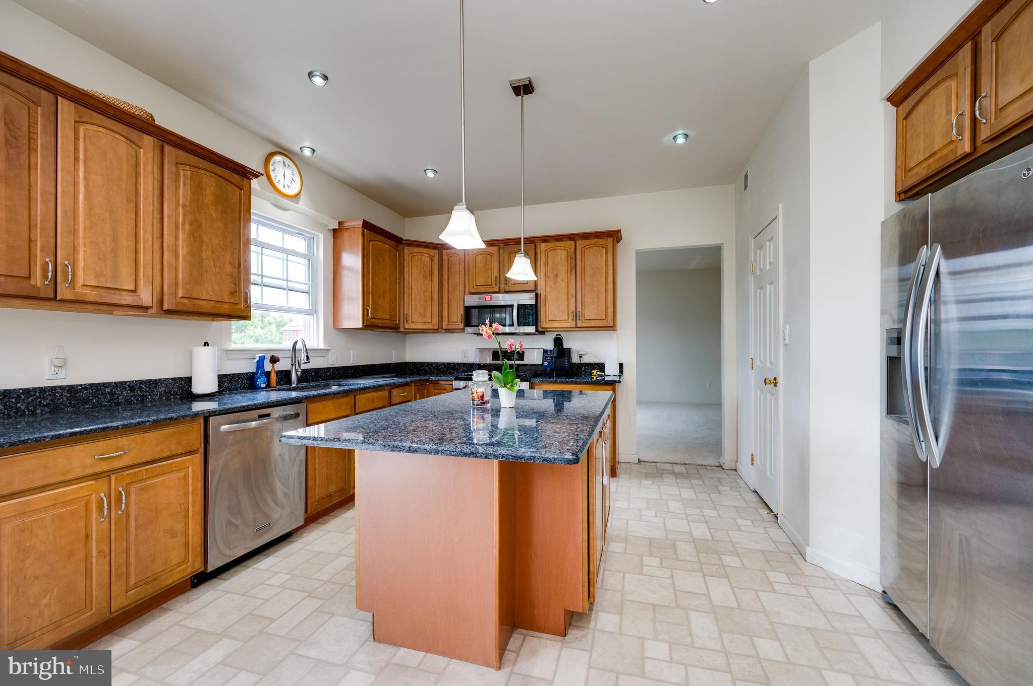 MEADOWBROOK - Residential