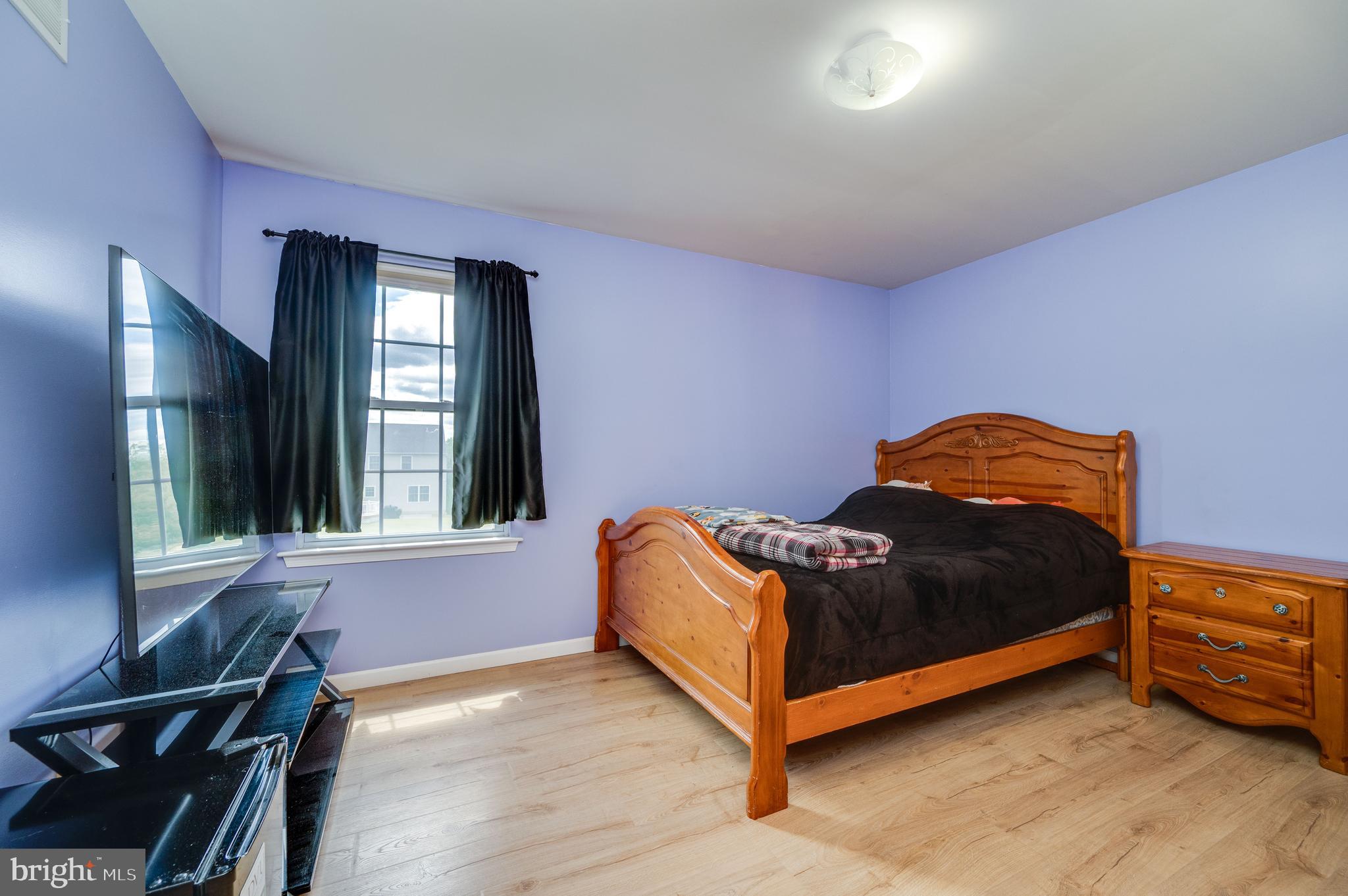 MEADOWBROOK - Residential