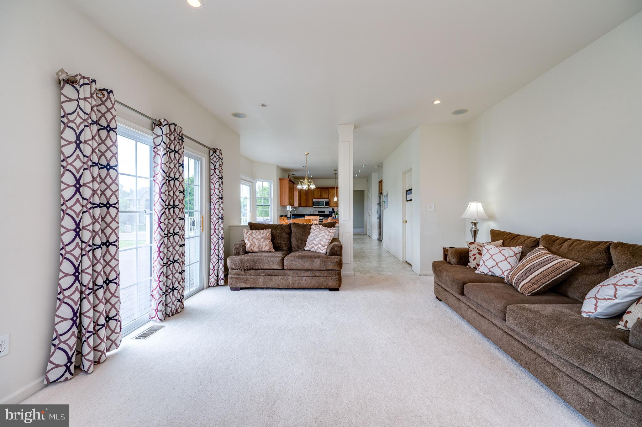 MEADOWBROOK - Residential