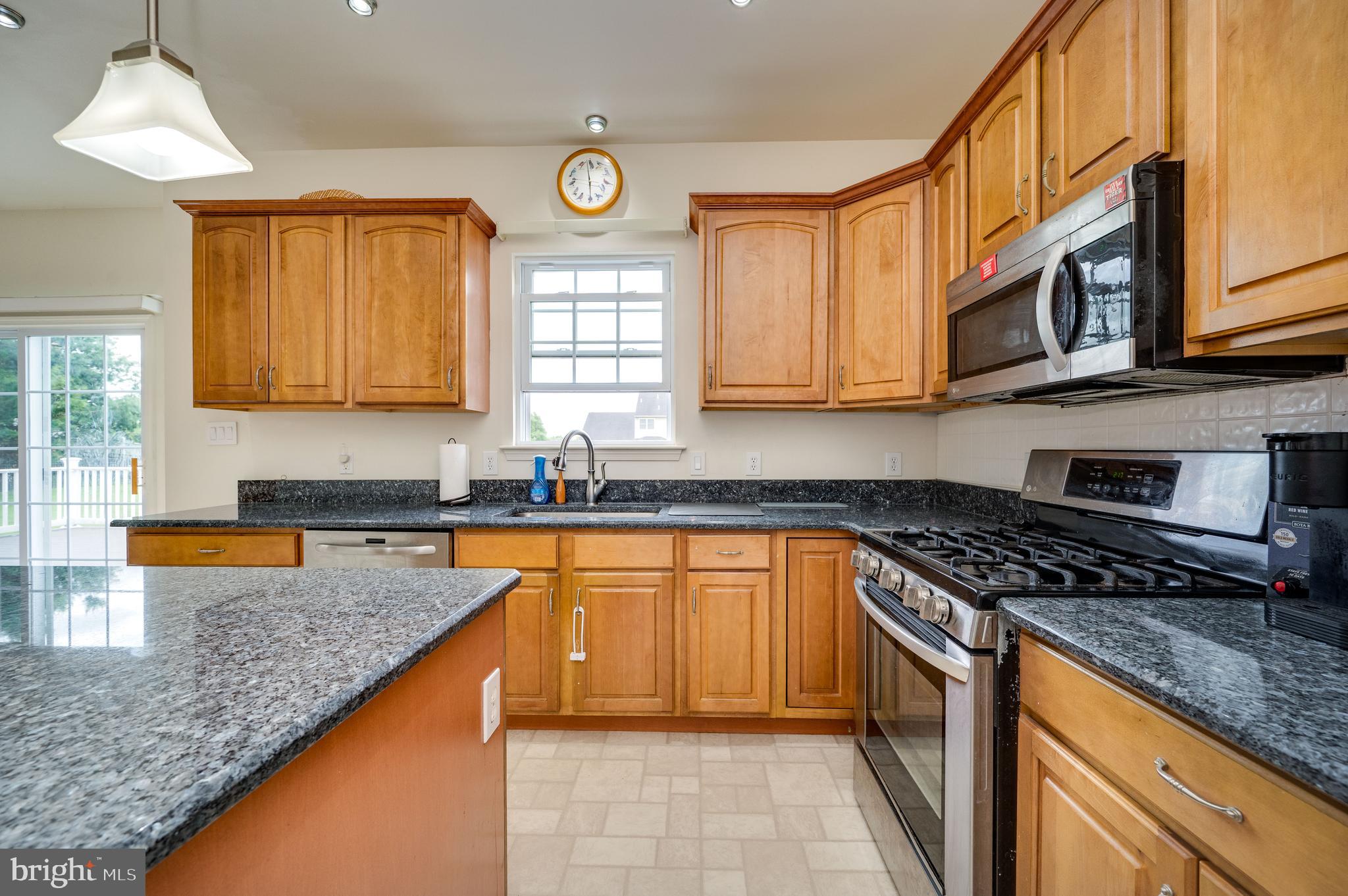 MEADOWBROOK - Residential