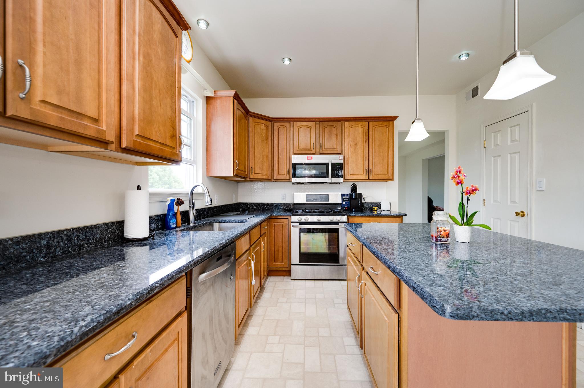 MEADOWBROOK - Residential