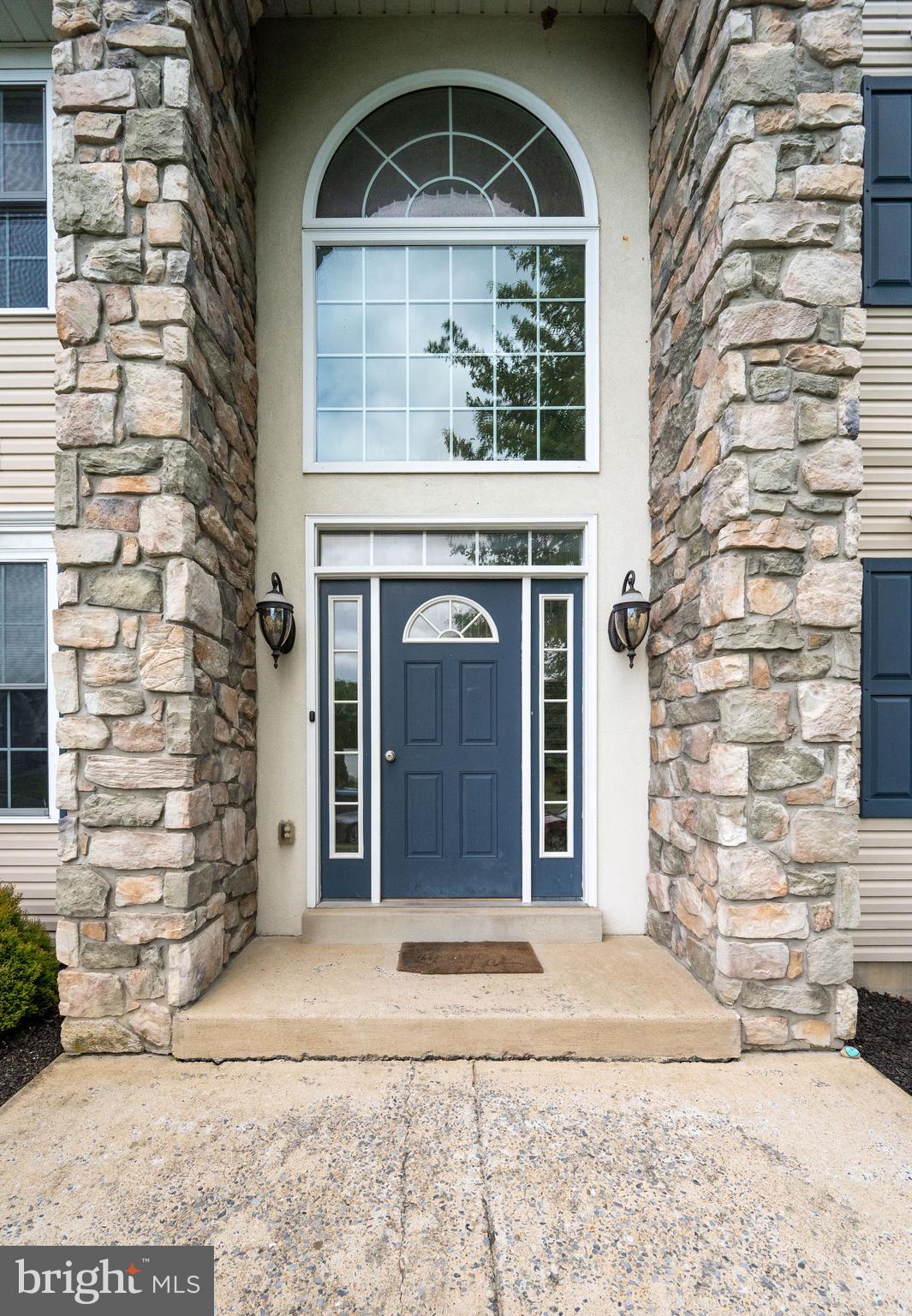 MEADOWBROOK - Residential