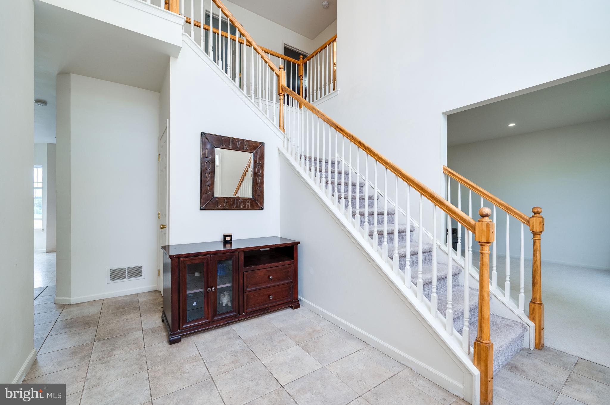 MEADOWBROOK - Residential