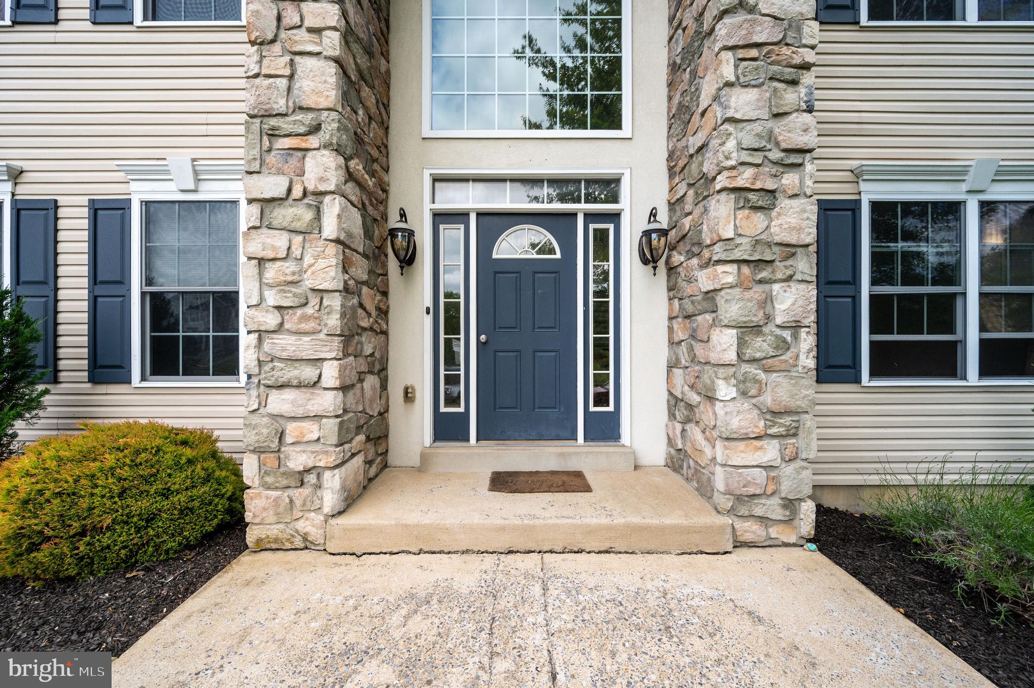 MEADOWBROOK - Residential