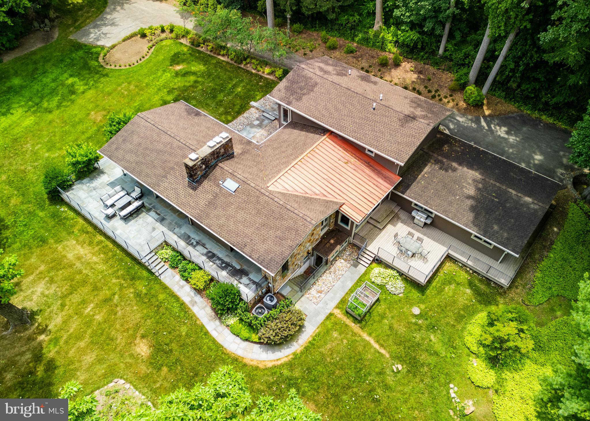 EDGEHILL - Residential