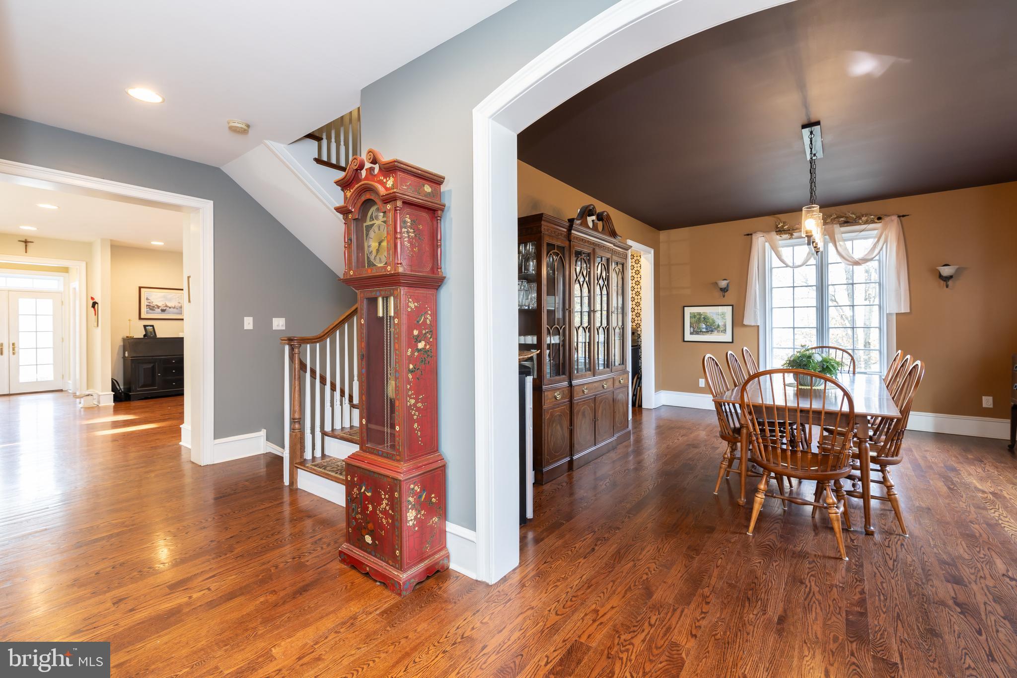 CHESTNUT HILL - Residential
