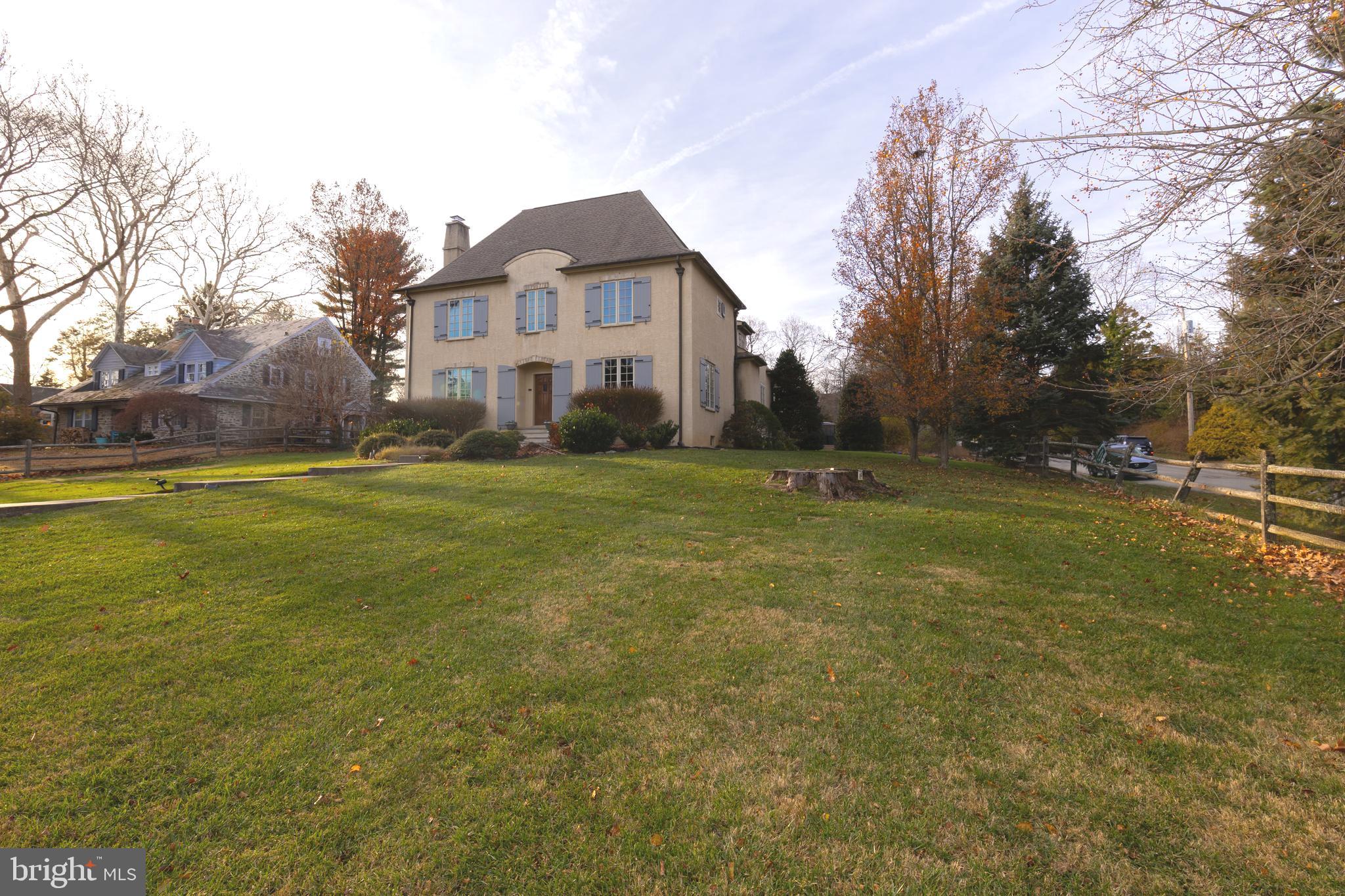 CHESTNUT HILL - Residential