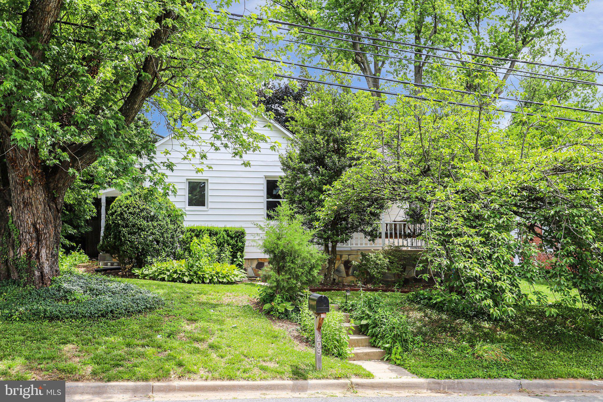 BROWNS - Residential