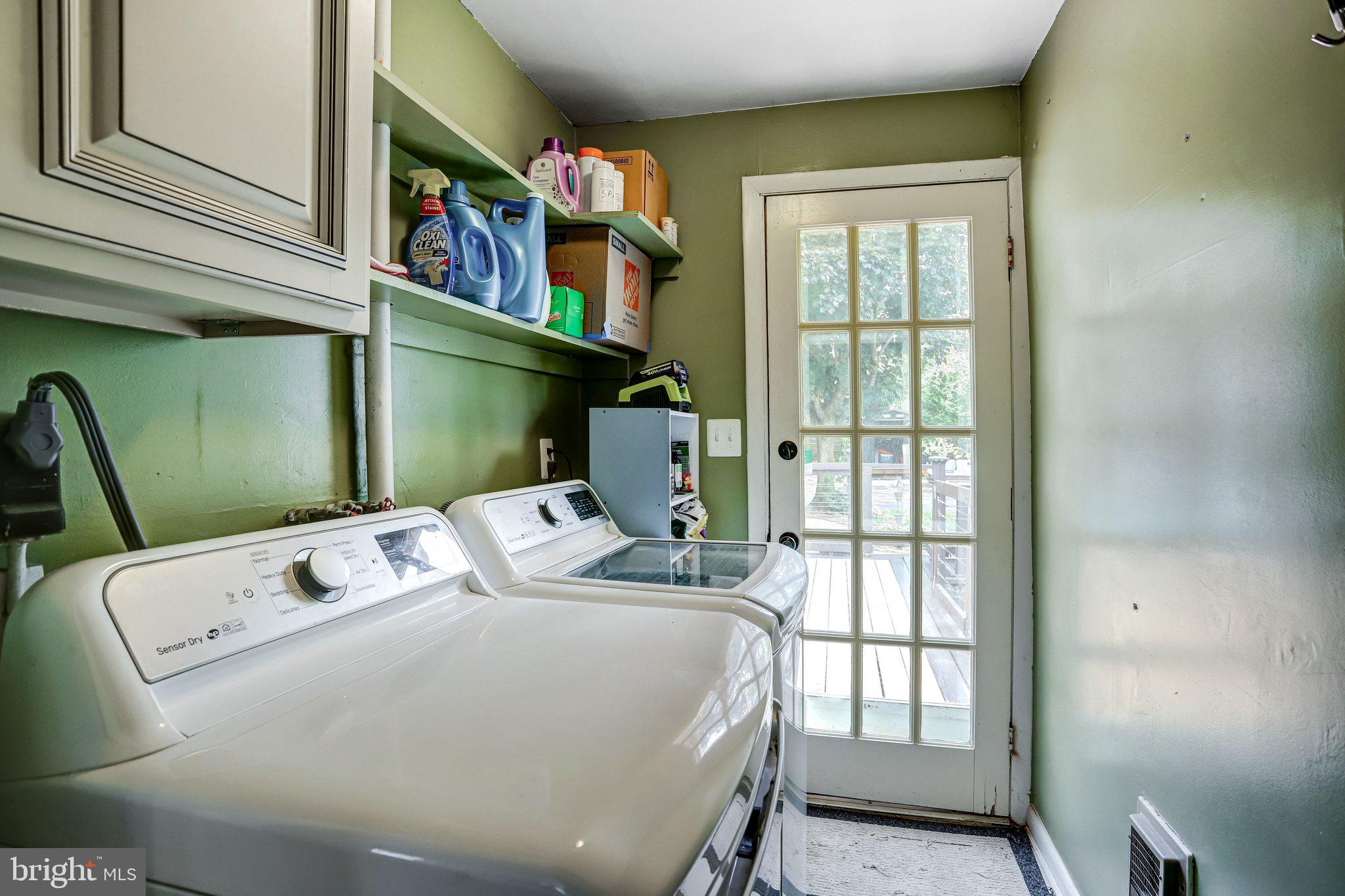 BROWNS - Residential