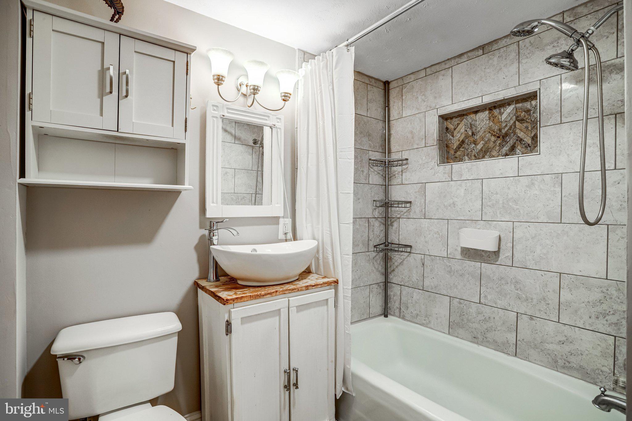 BROWNS - Residential