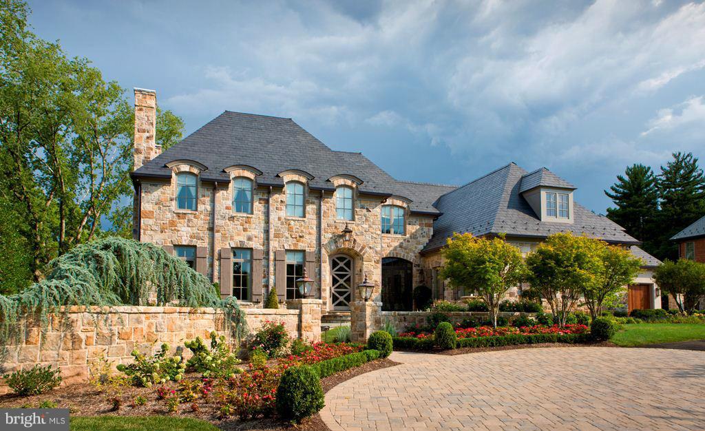 LANGLEY OAKS - Land