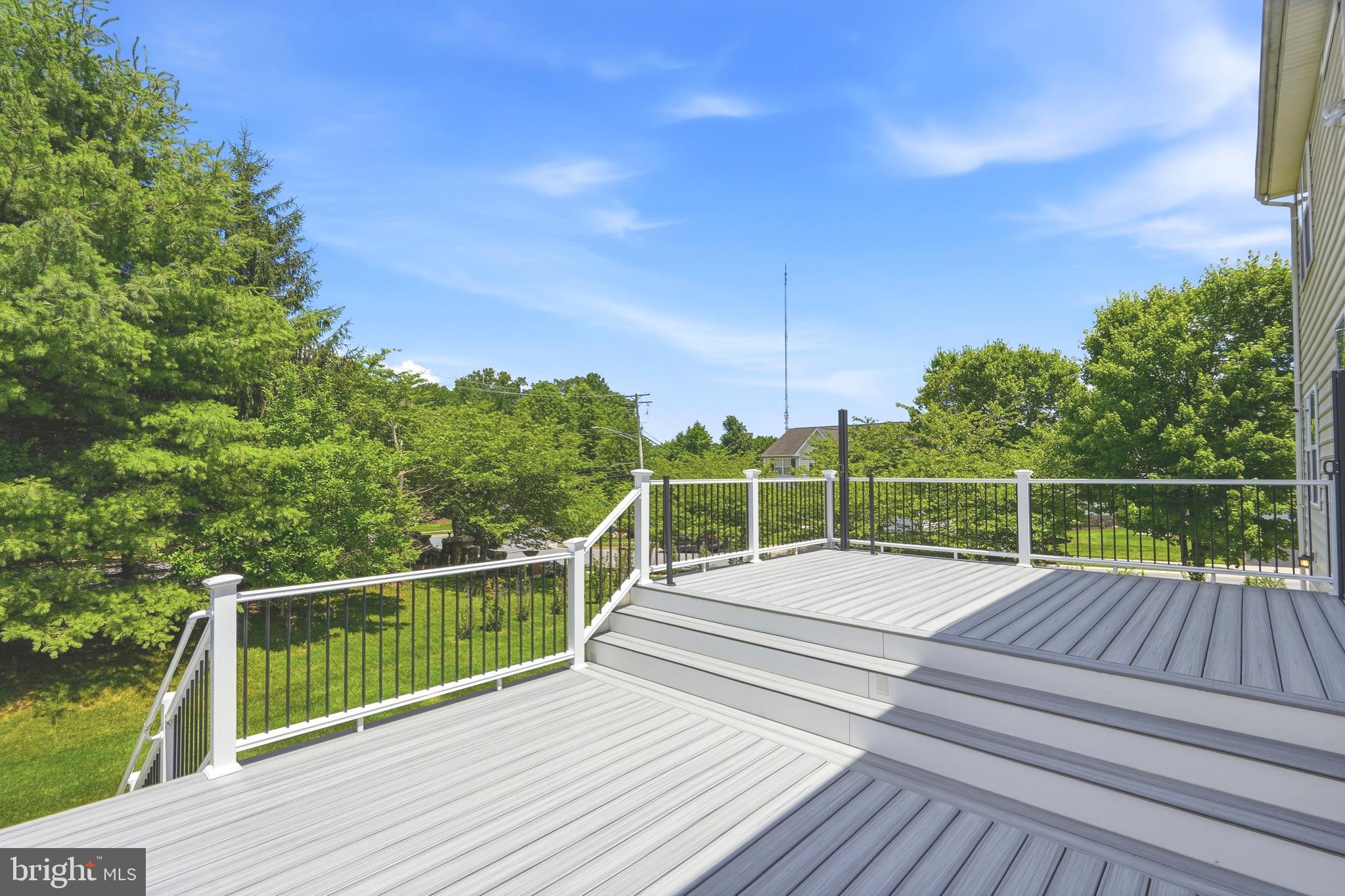 WORTHINGTON OVERLOOK - Residential