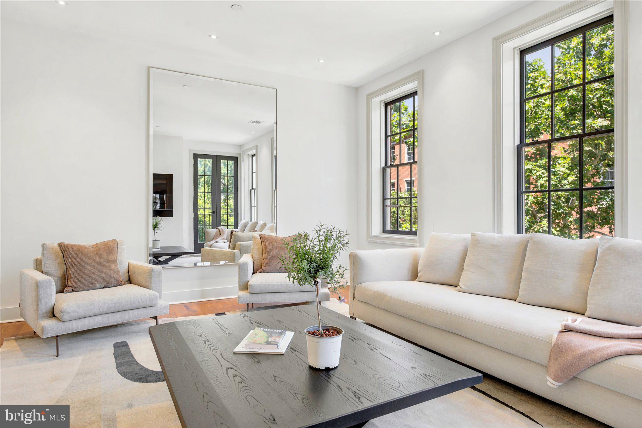 RITTENHOUSE SQUARE - Residential