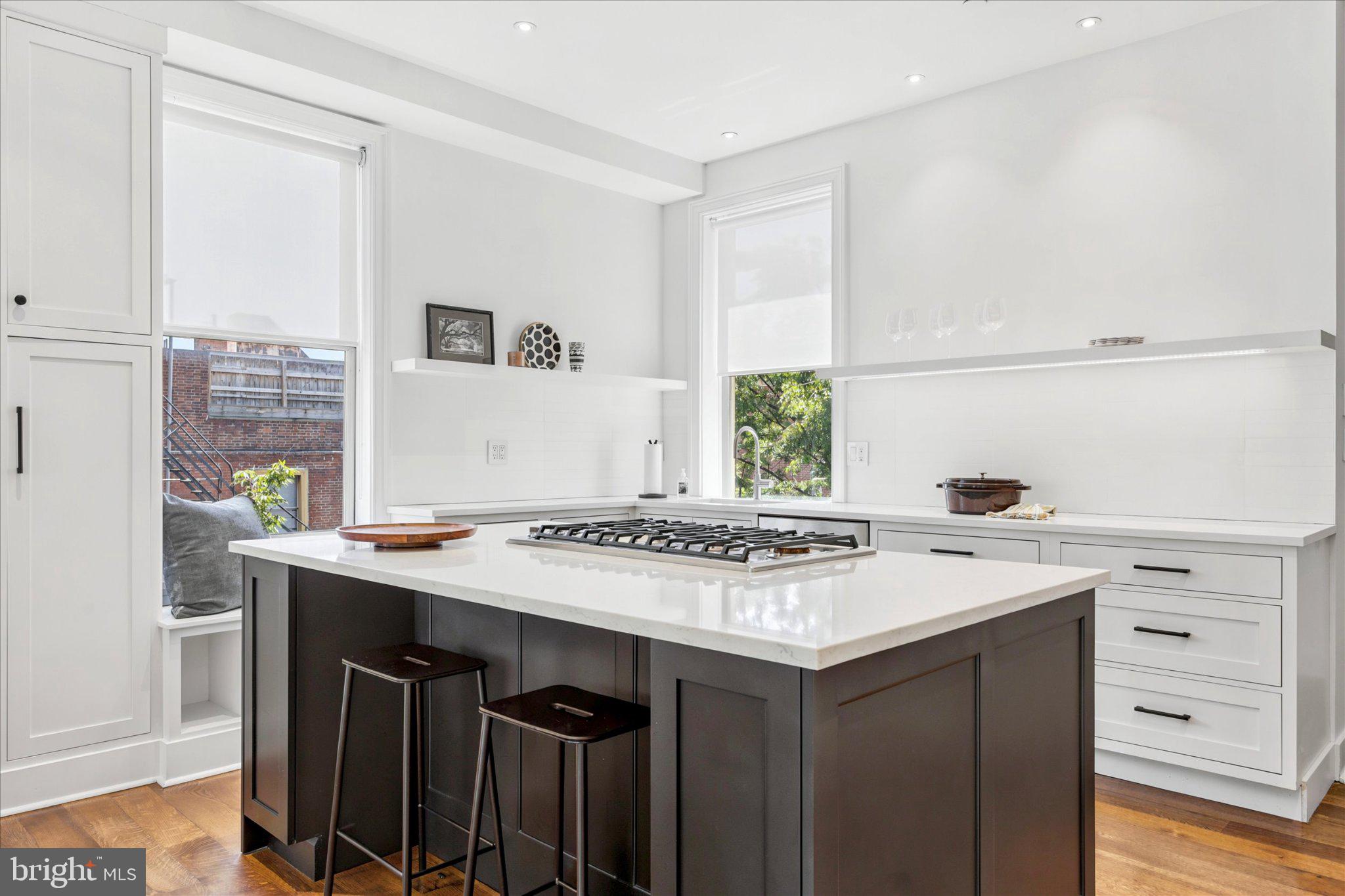 RITTENHOUSE SQUARE - Residential