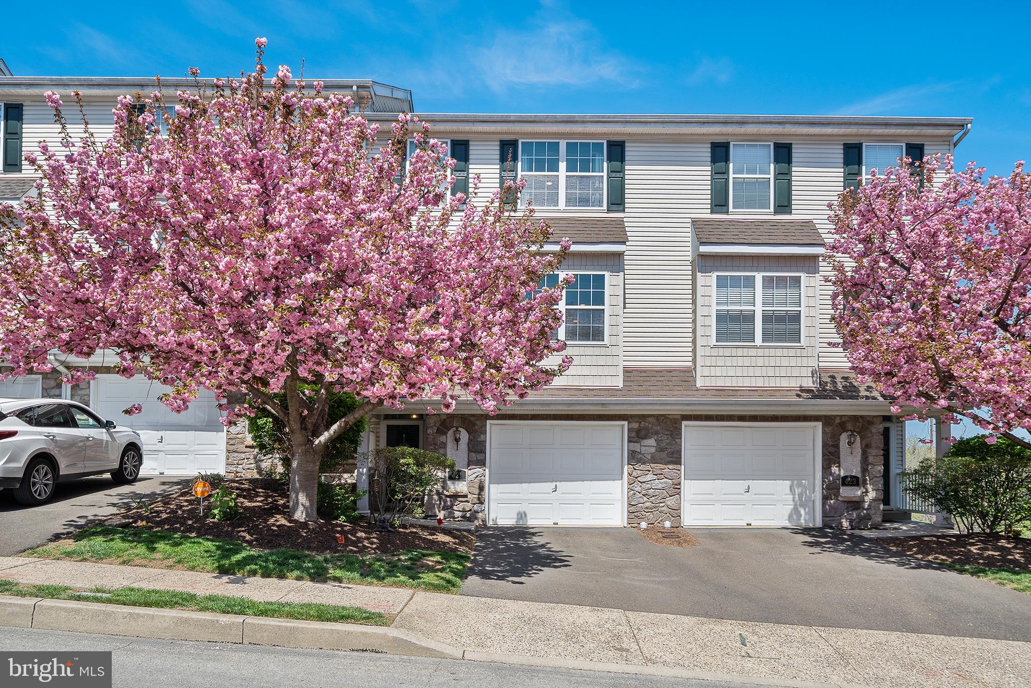 GARRISON GREENE - Residential Lease