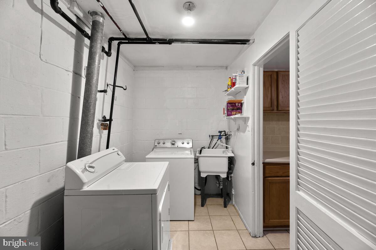 KIMBERLY PLACE - Residential