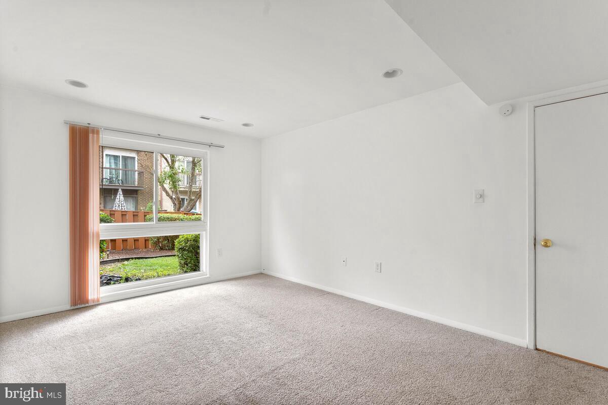 KIMBERLY PLACE - Residential