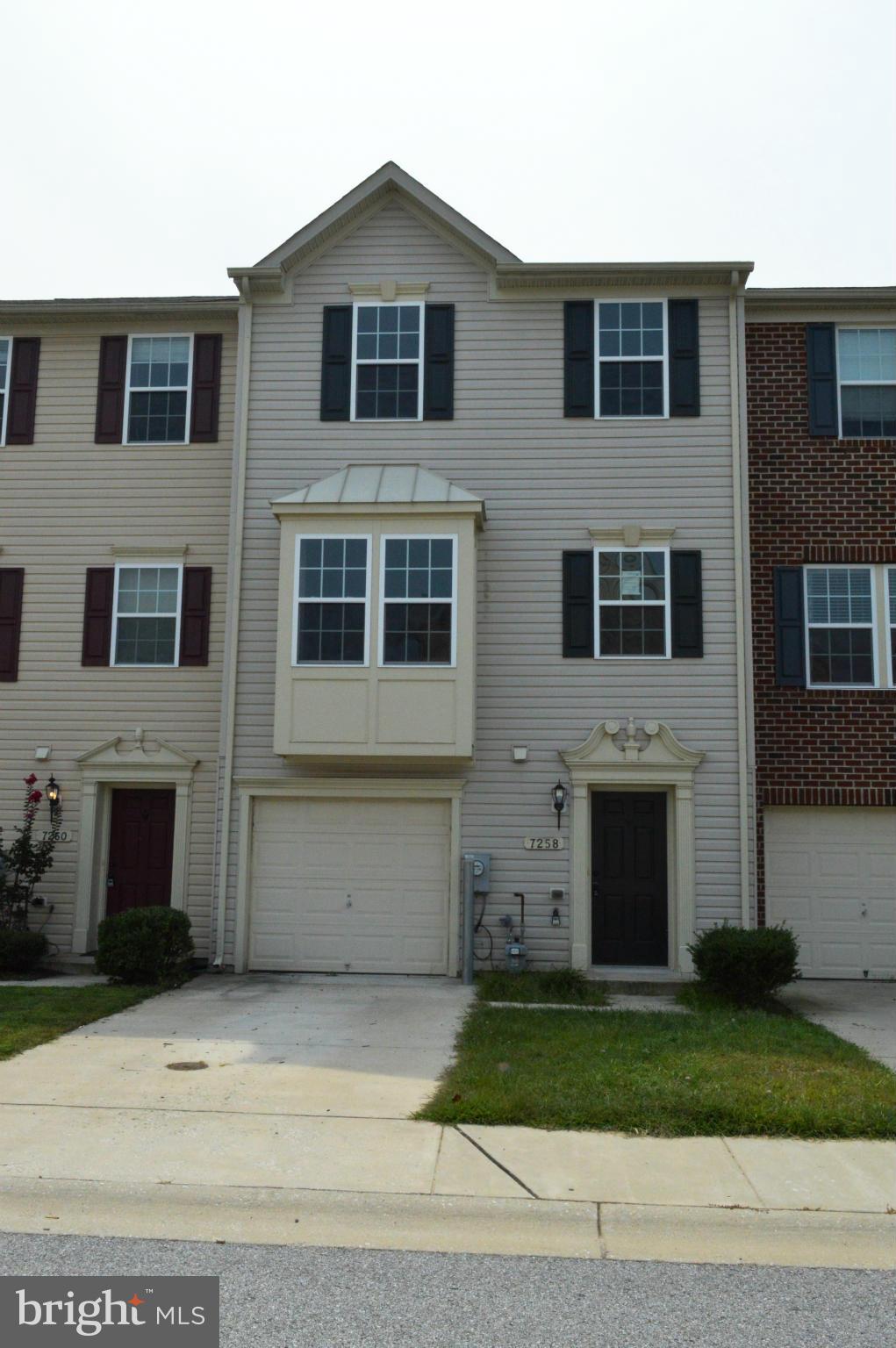 This is a Fannie Mae Property.  Beautiful three finished level townhome in Tanyard Springs.  Brand new carpet and paint throughout, hardwood in the kitchen, dining room and breakfast room.  Stunning kitchen cabinets and appliances with island/breakfast bar.  New CAC.  Master with walk-in closet, separate soaking tub and shower and double vanity.