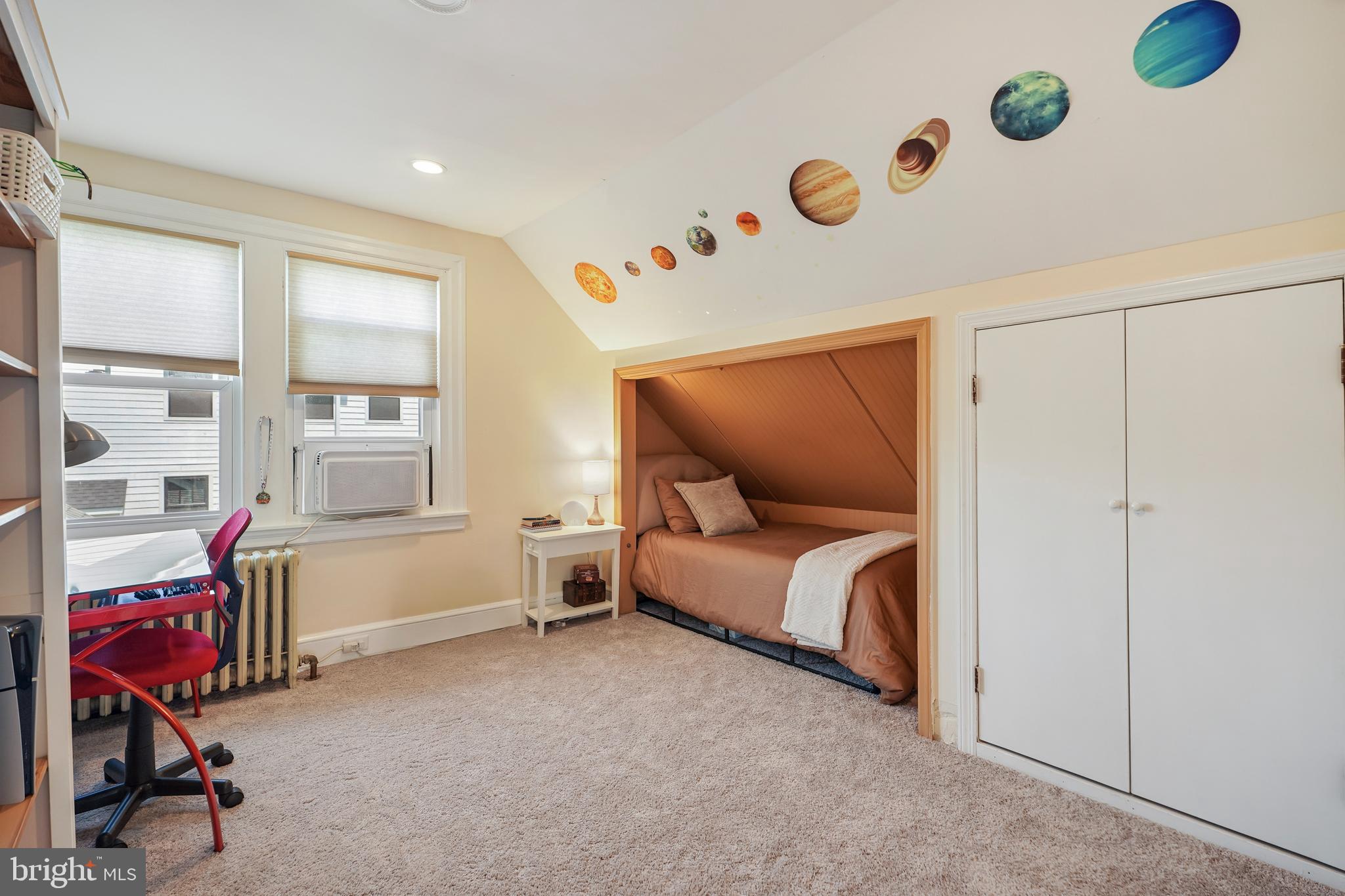 EASTTOWN WOODS - Residential