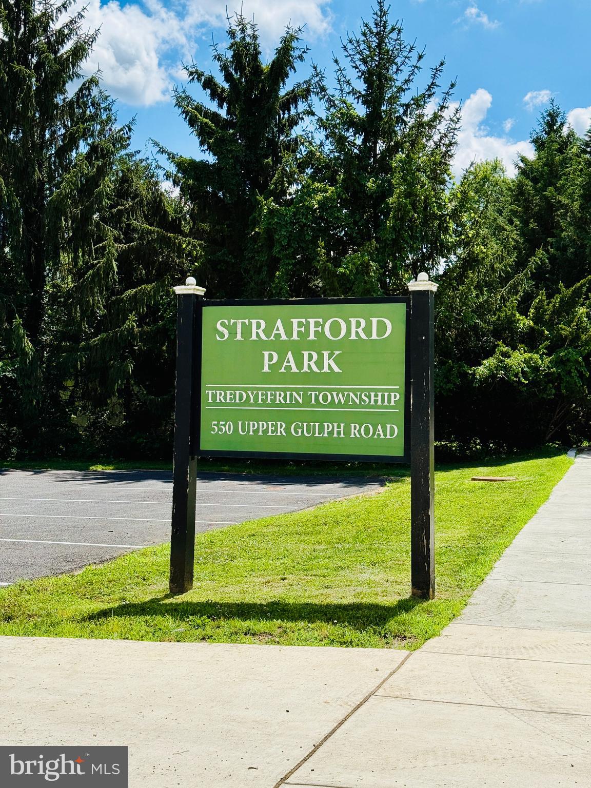 EASTTOWN WOODS - Residential