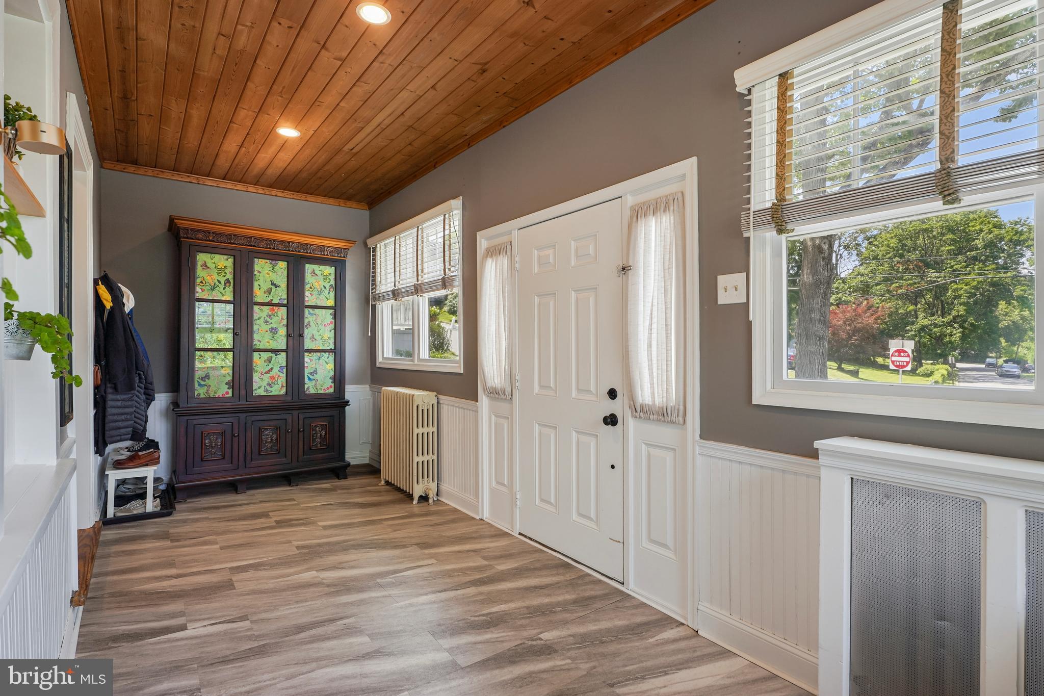 EASTTOWN WOODS - Residential
