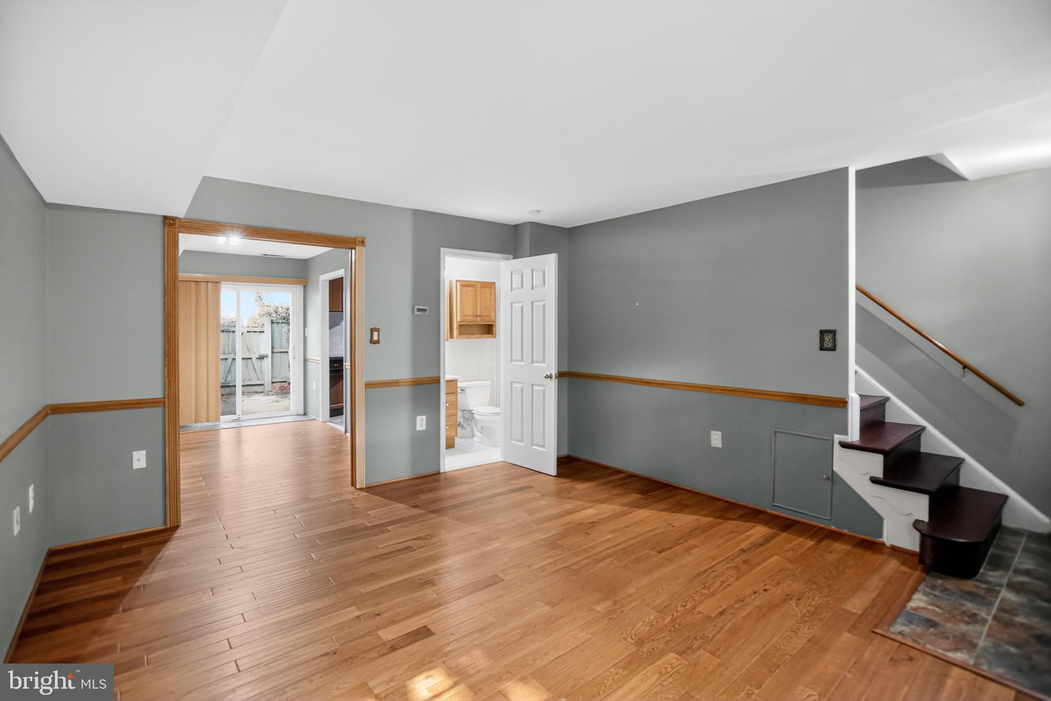 REGENT SQUARE - Residential