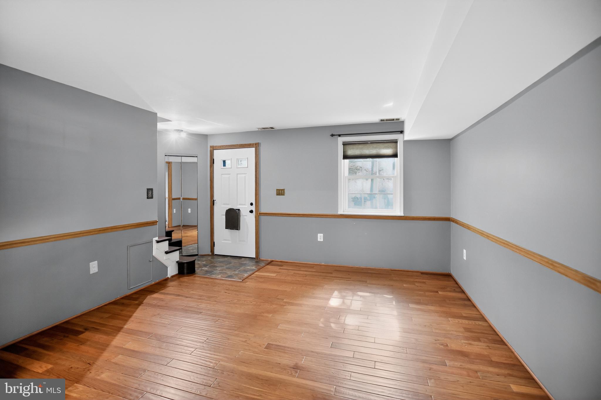 REGENT SQUARE - Residential