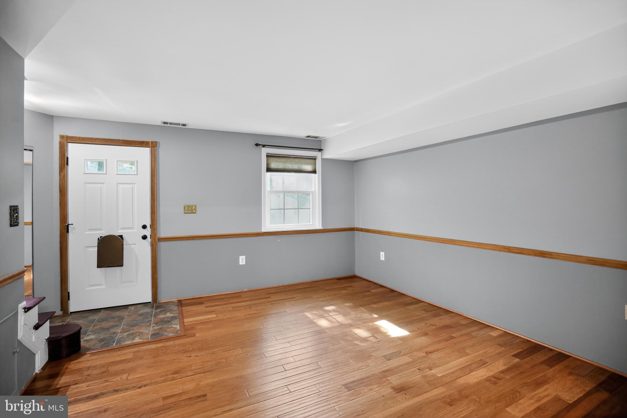 REGENT SQUARE - Residential