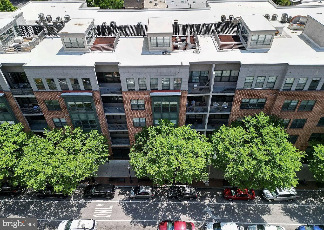 CHARLES VILLAGE - Residential
