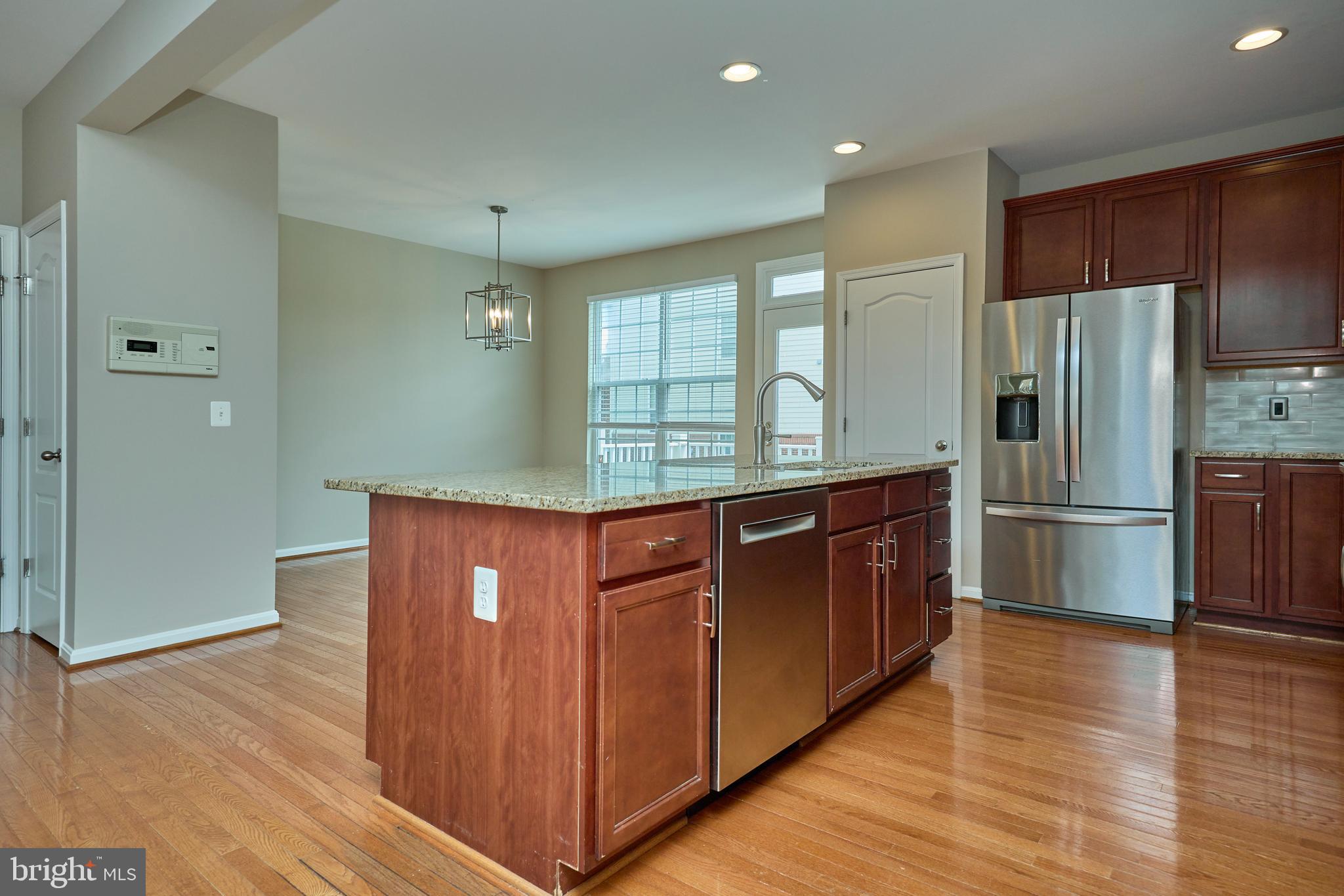LANSDOWNE TOWN CENTER - Residential