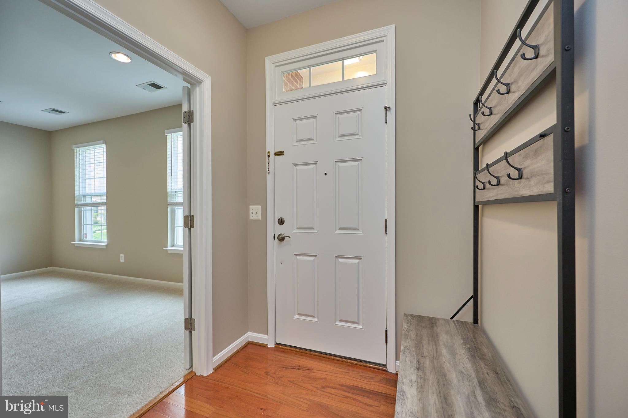 LANSDOWNE TOWN CENTER - Residential