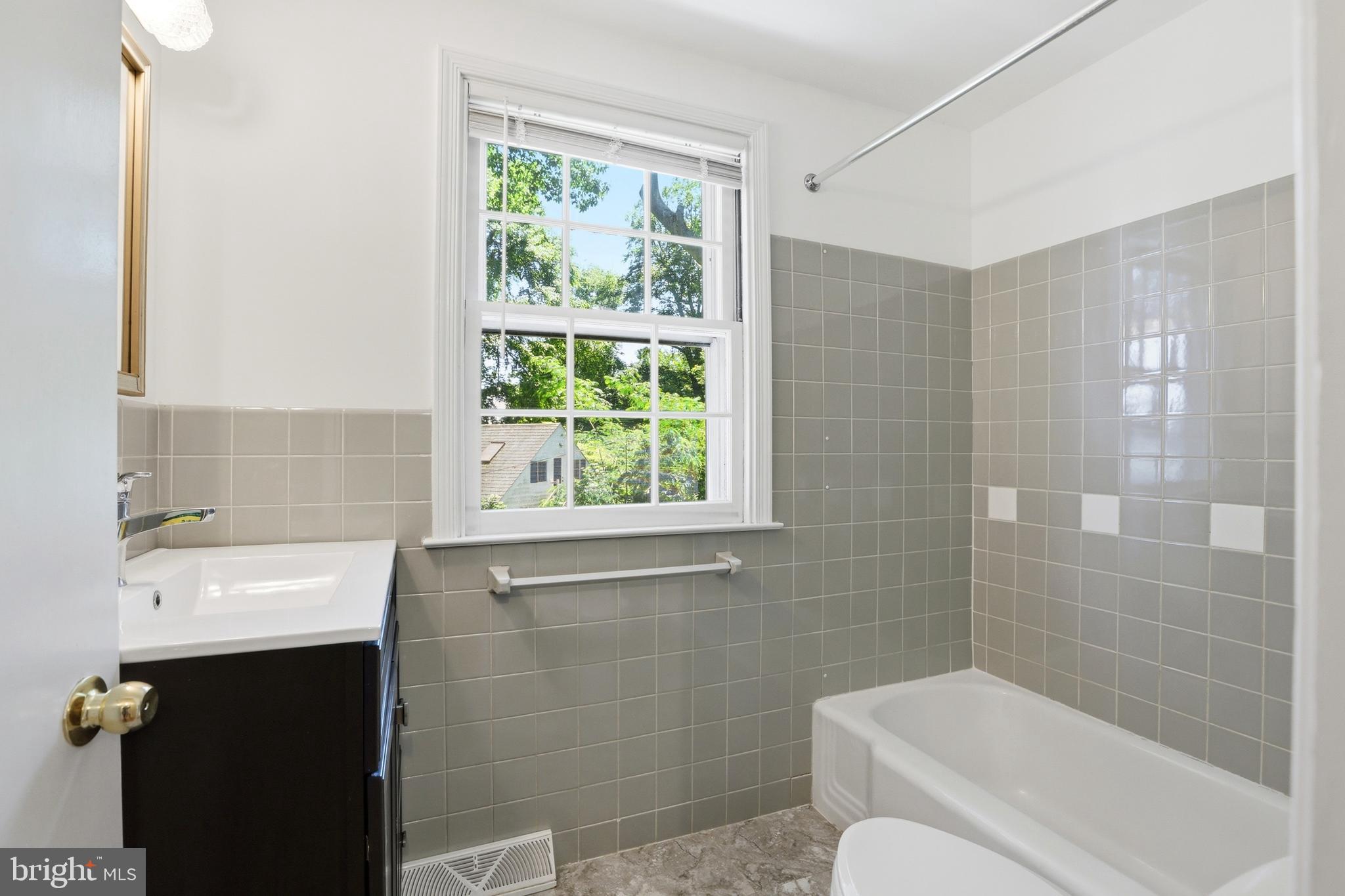 NARBERTH - Residential