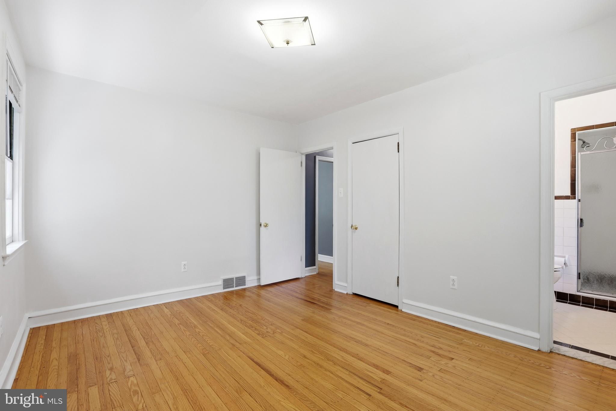 NARBERTH - Residential
