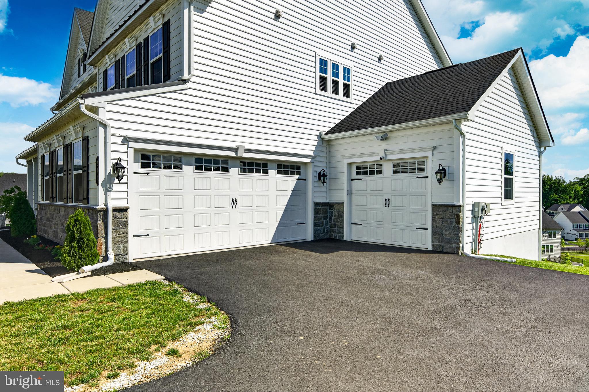 GREYSTONE - Residential