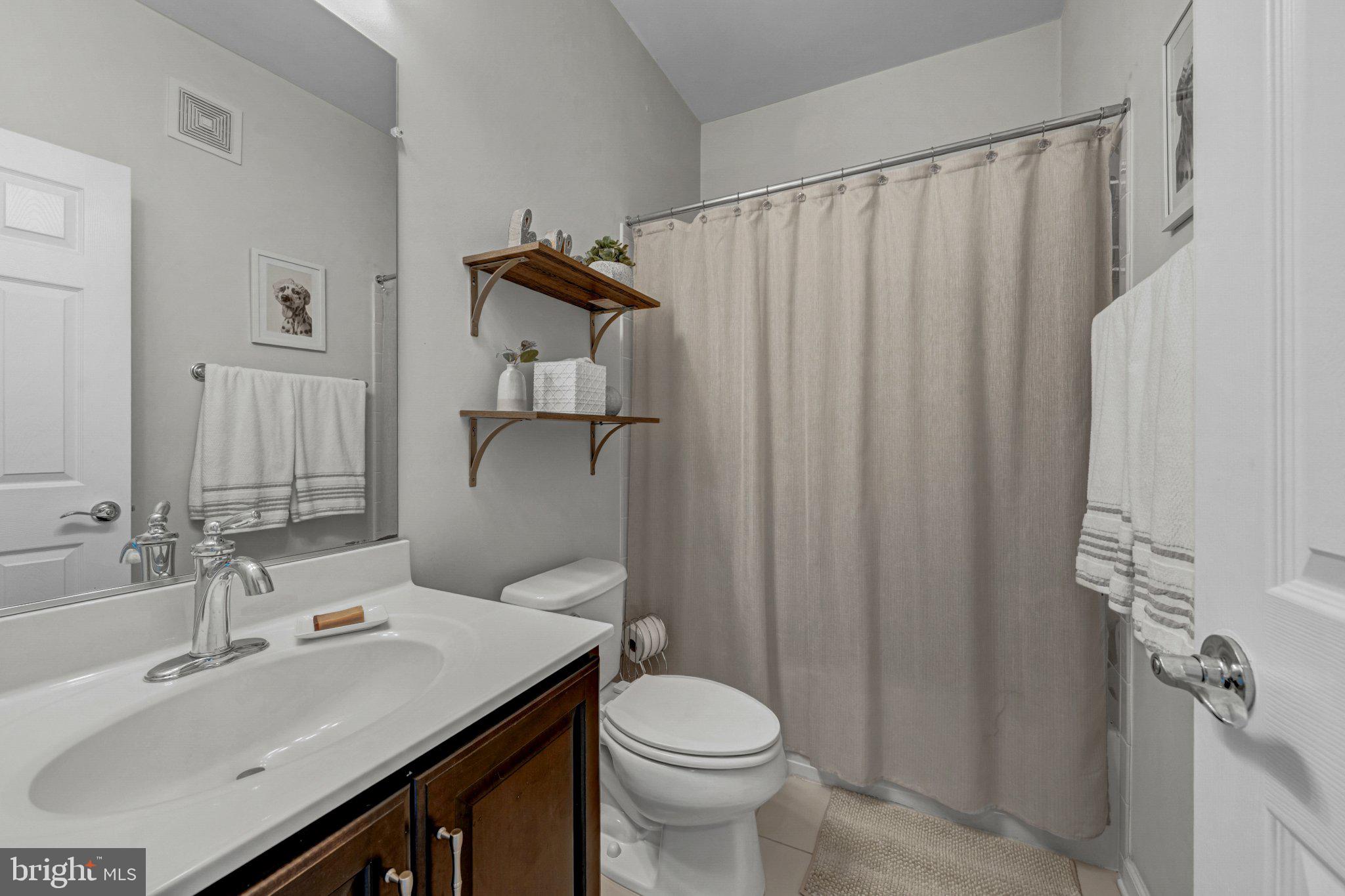 TOWNES AT GOOSE CREEK VILLAGE - Residential
