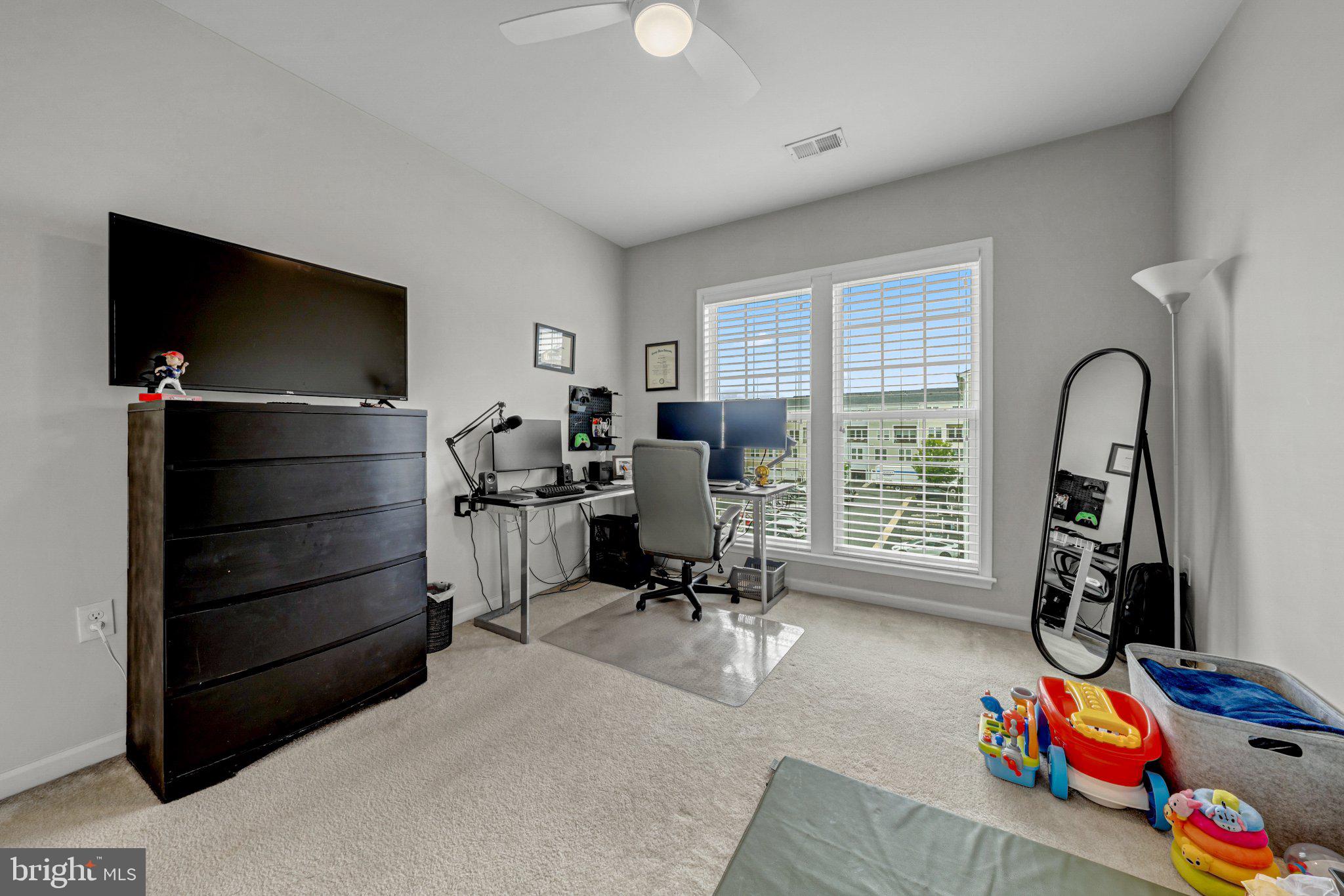 TOWNES AT GOOSE CREEK VILLAGE - Residential