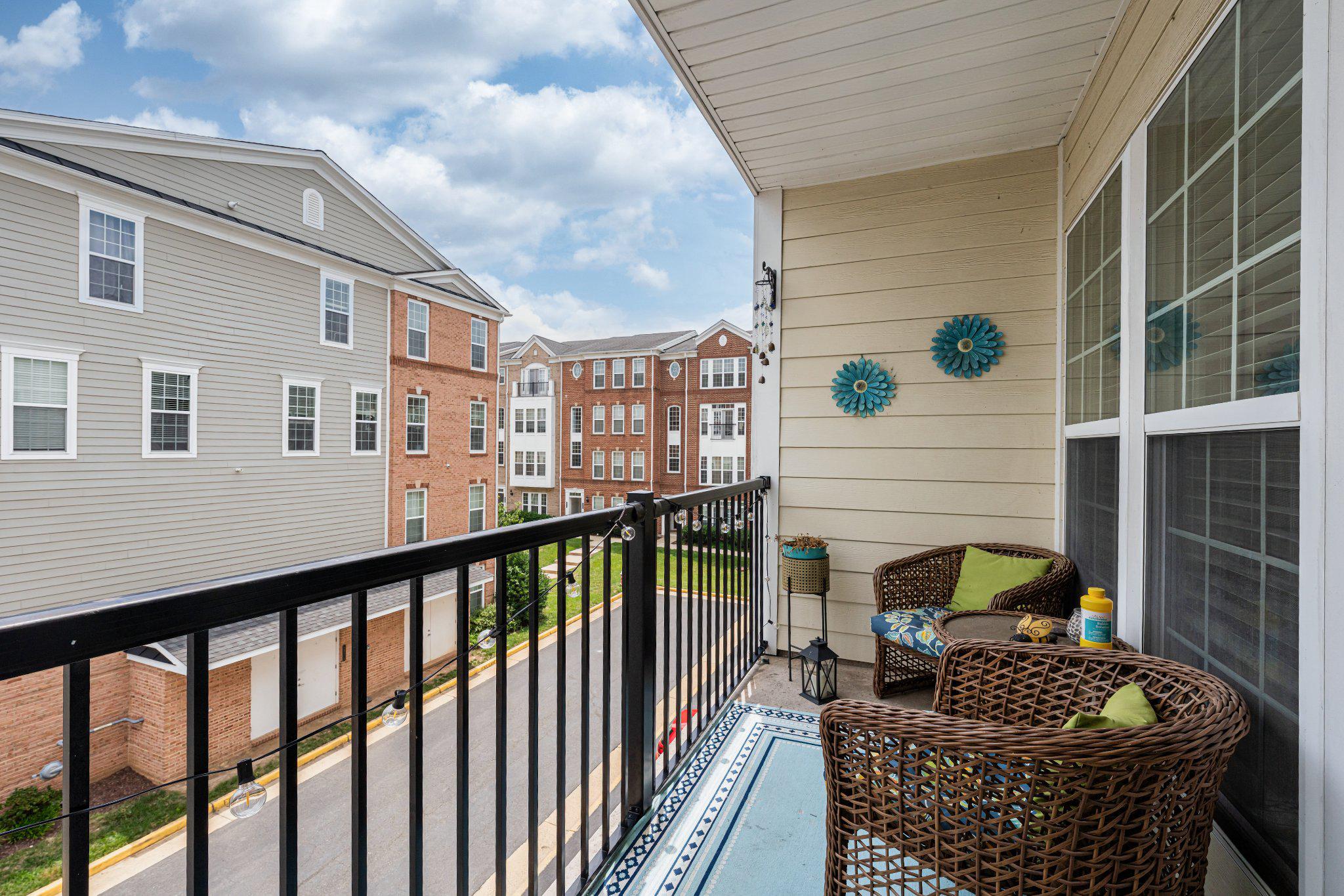 TOWNES AT GOOSE CREEK VILLAGE - Residential