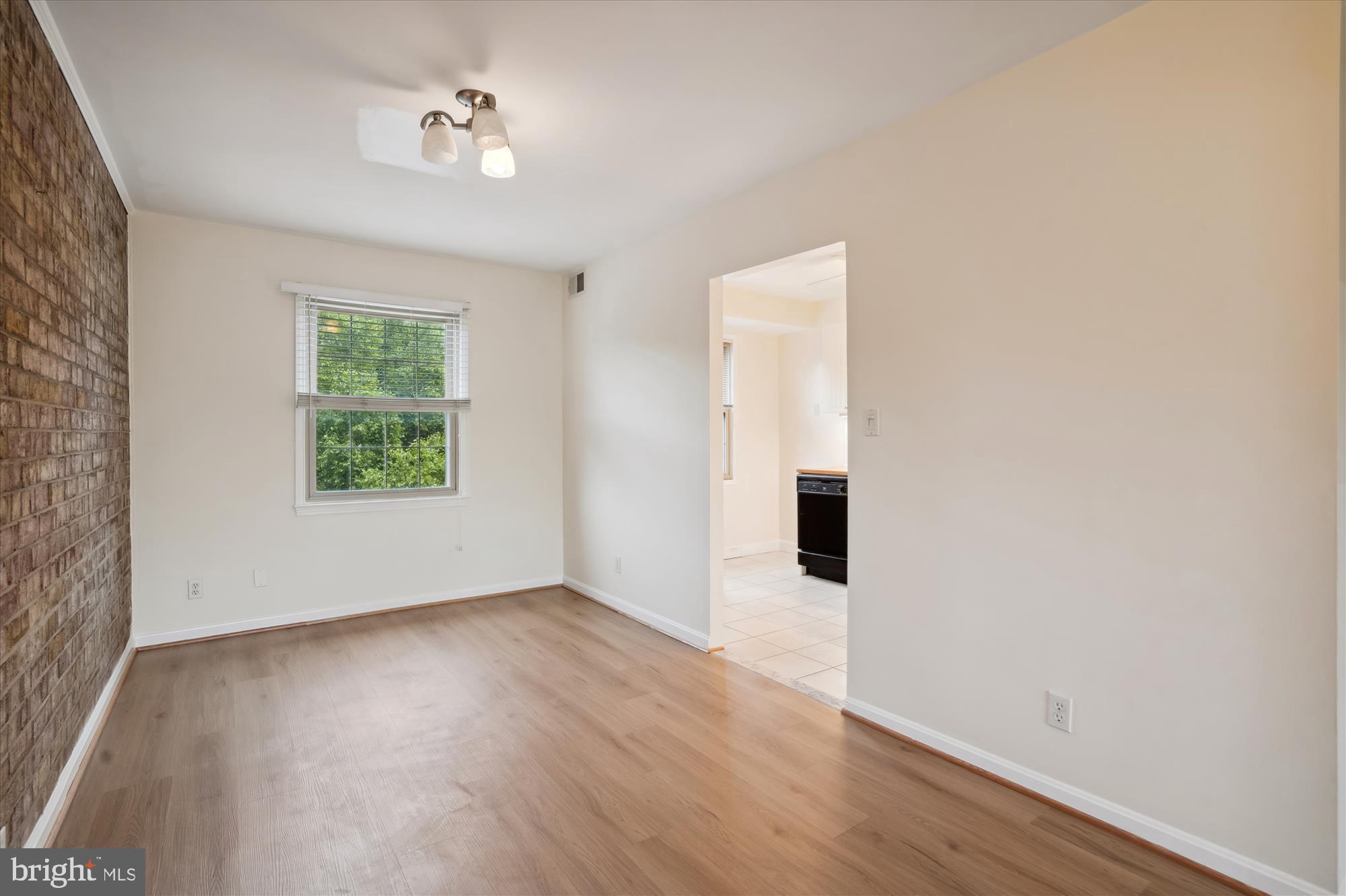 WESTCHESTER PARK - Residential Lease