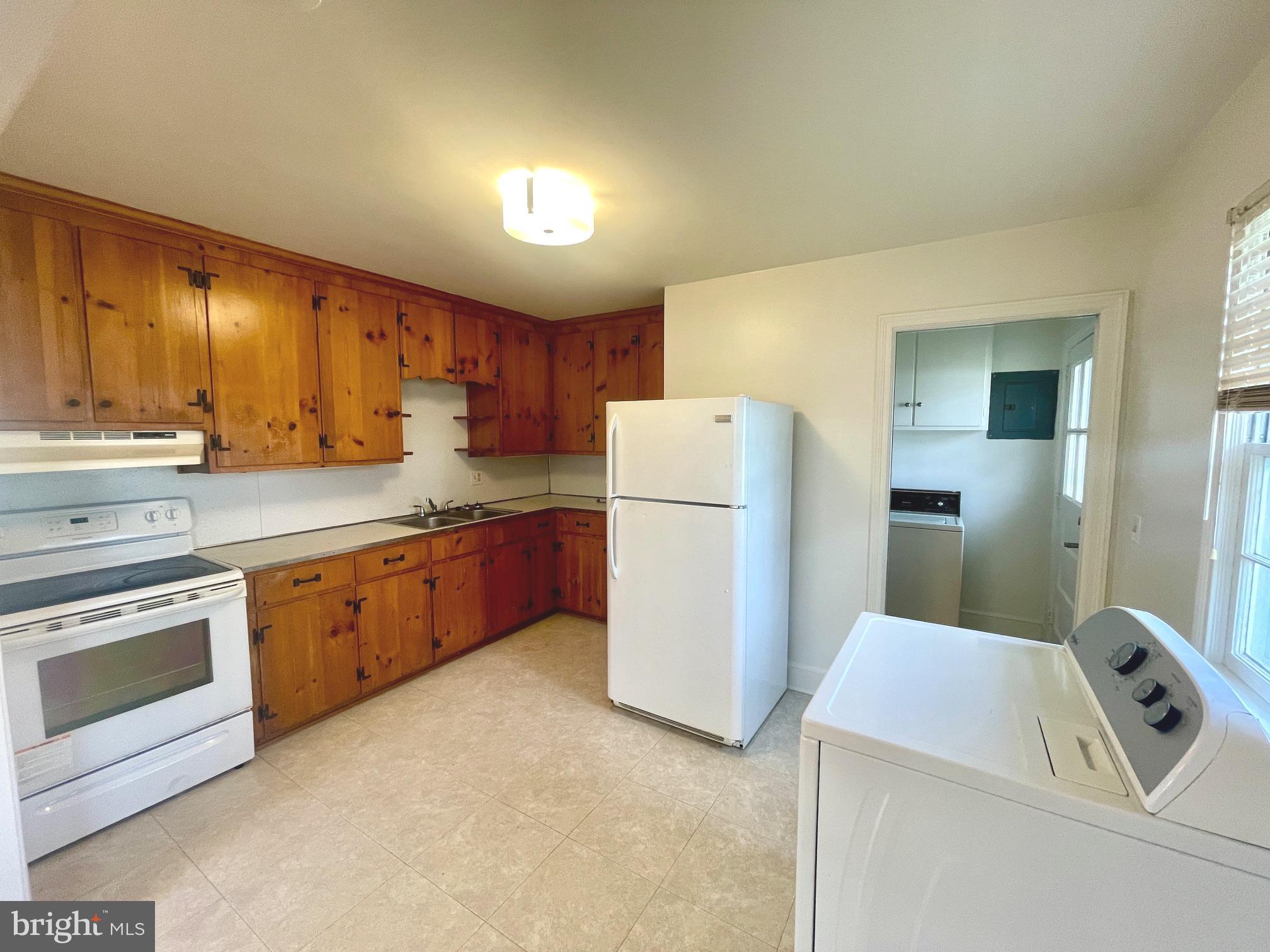 CALVERT TERRACE - Residential