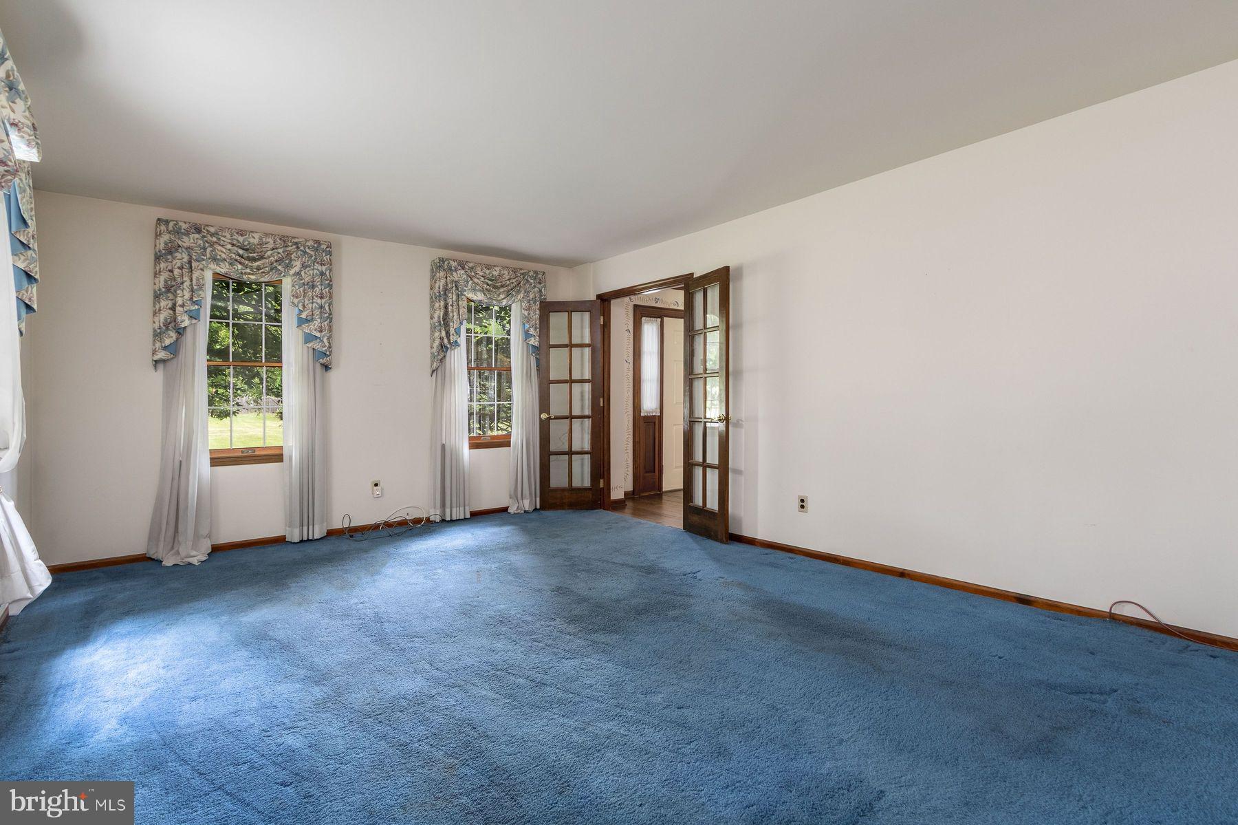 VALLEY VIEW VIL - Residential