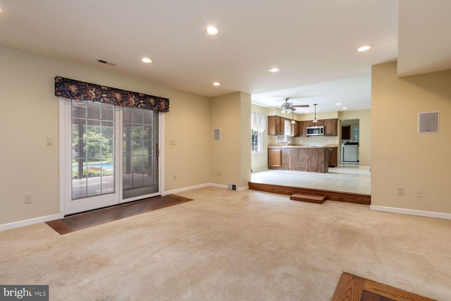 VALLEY VIEW VIL - Residential
