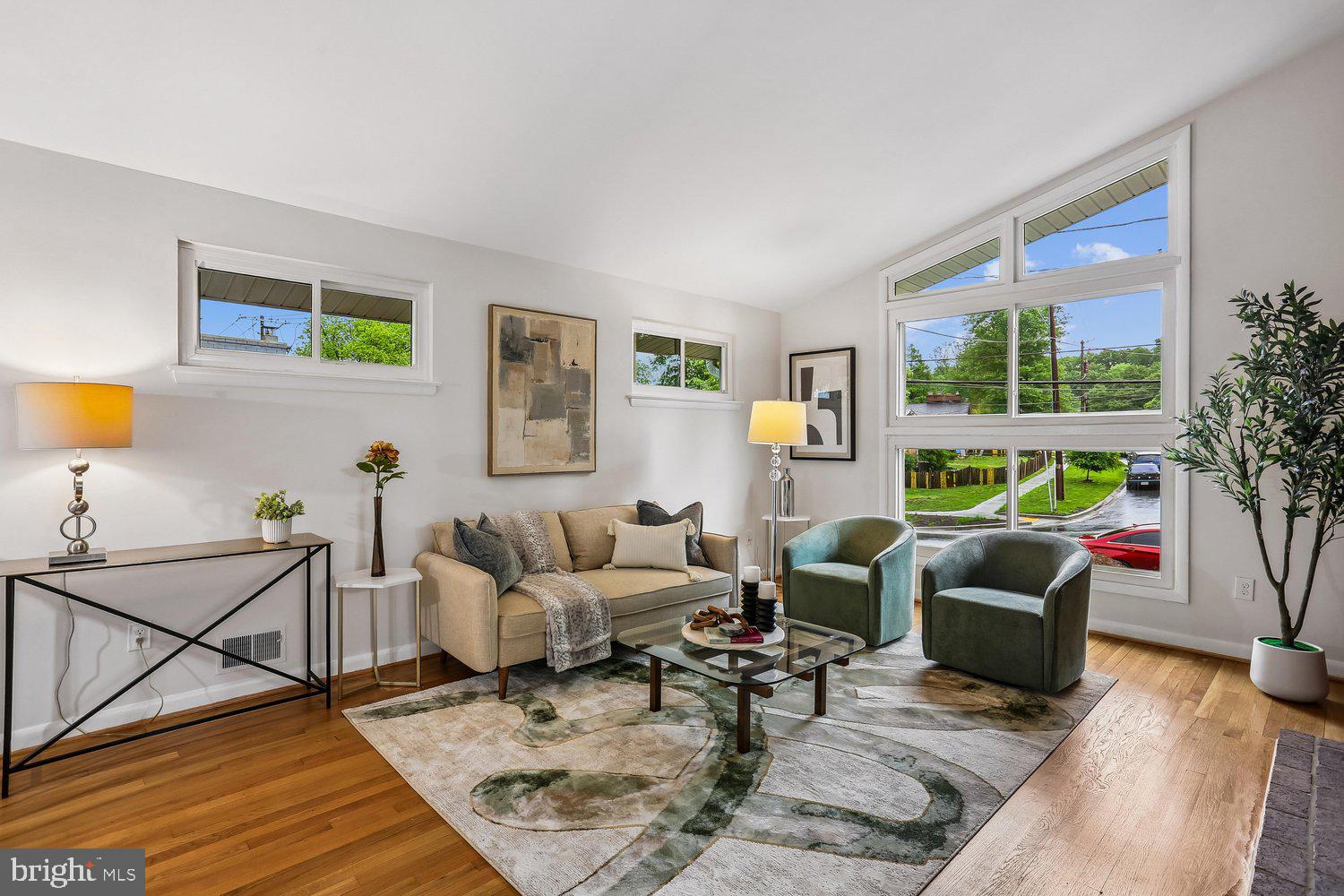 KEMP MILL ESTATES - Residential