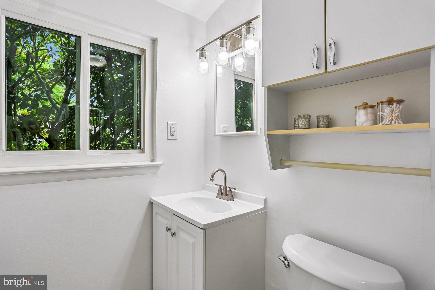 KEMP MILL ESTATES - Residential