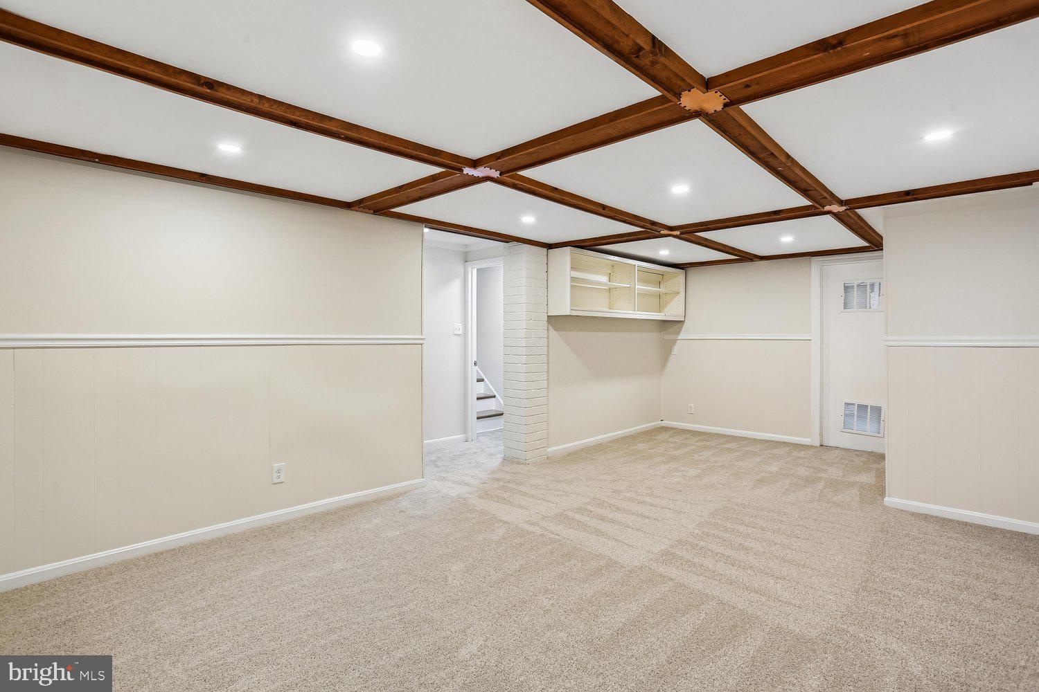 KEMP MILL ESTATES - Residential
